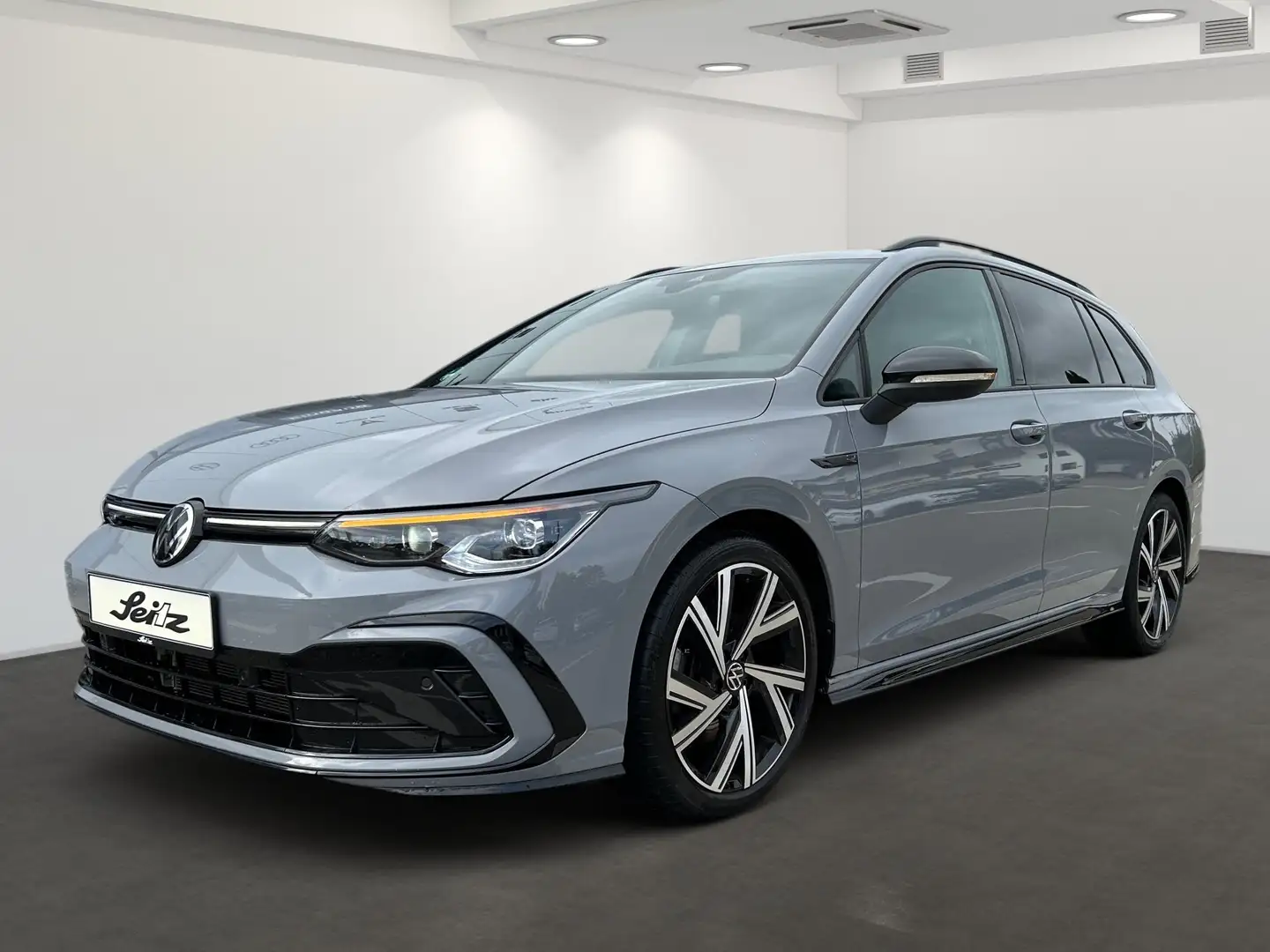 Volkswagen Golf Variant Golf VIII Variant 2.0 TSI 4M R-Line *AHK*STANDH*MA Grau - 2