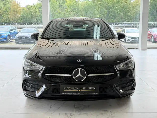 Mercedes-Benz CLA view 3