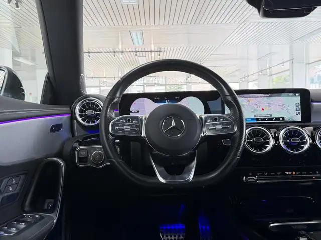 Mercedes-Benz CLA view 9