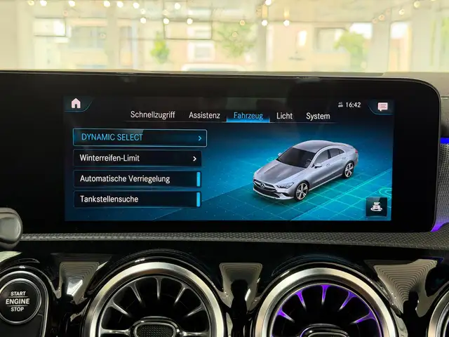 Mercedes-Benz CLA view 19