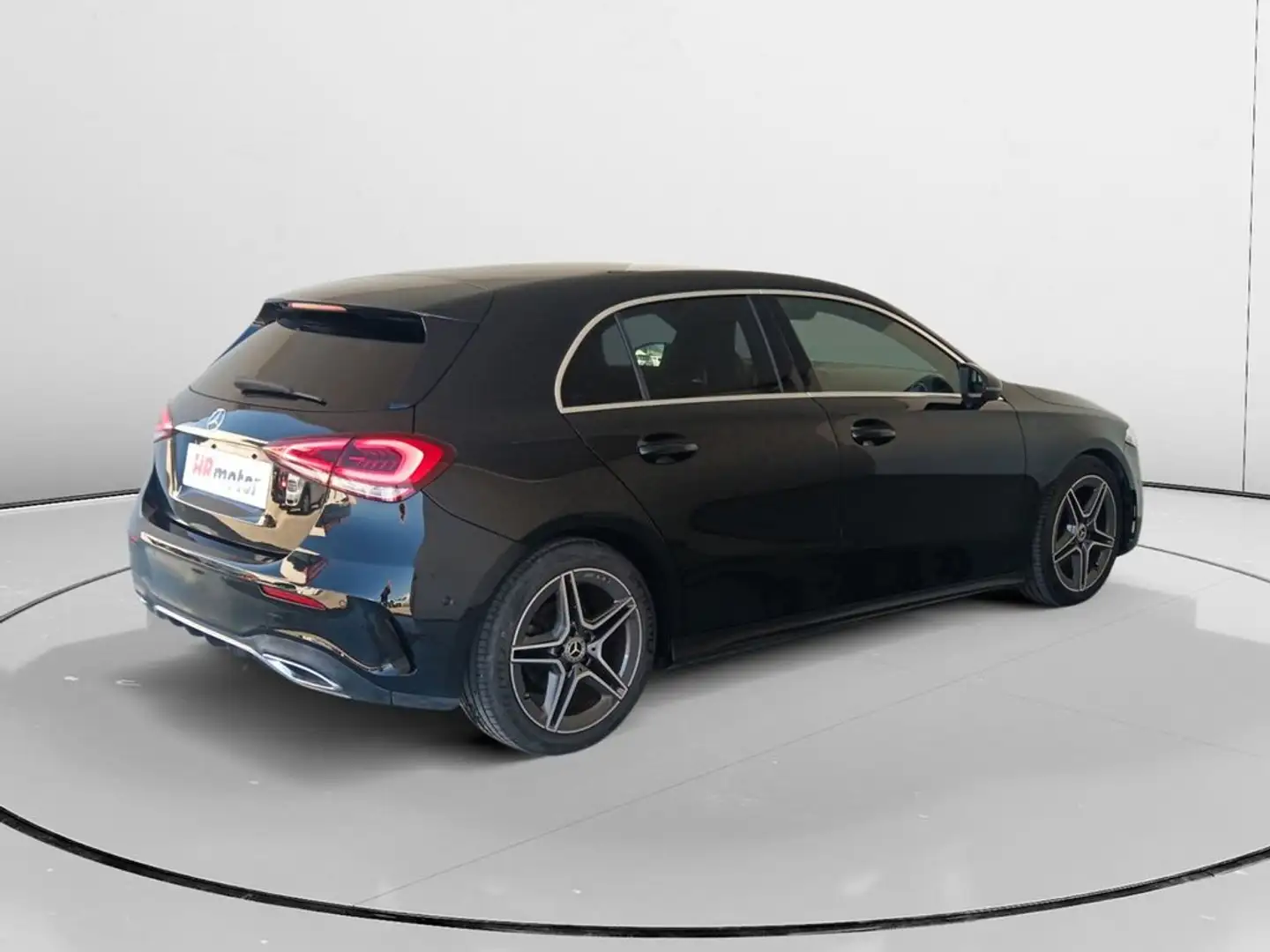 Mercedes-Benz AMG ONE 180d Line Чорний - 2