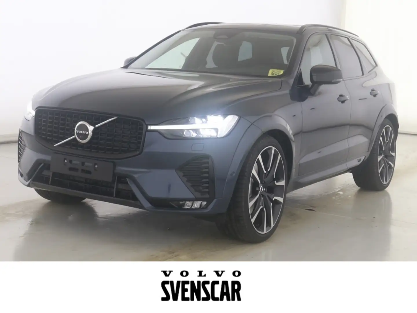 Volvo XC60 Ultra Dark AWD B5 Benzin EU6d HUD AD AHK Digitales Blau - 1