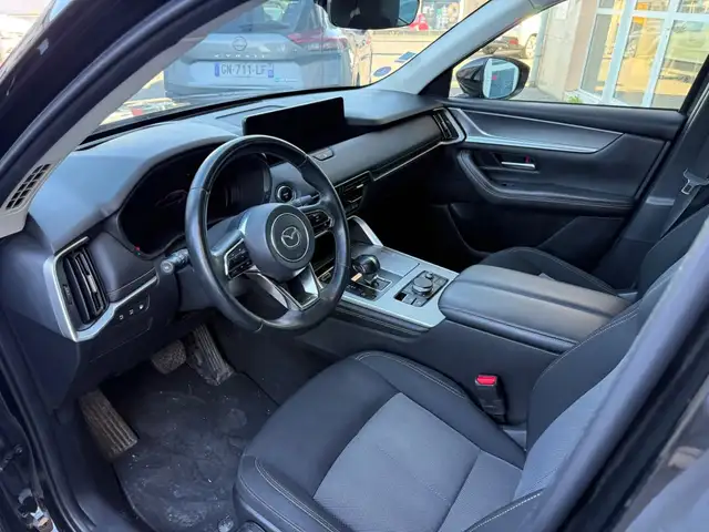 Mazda CX-60 view 8