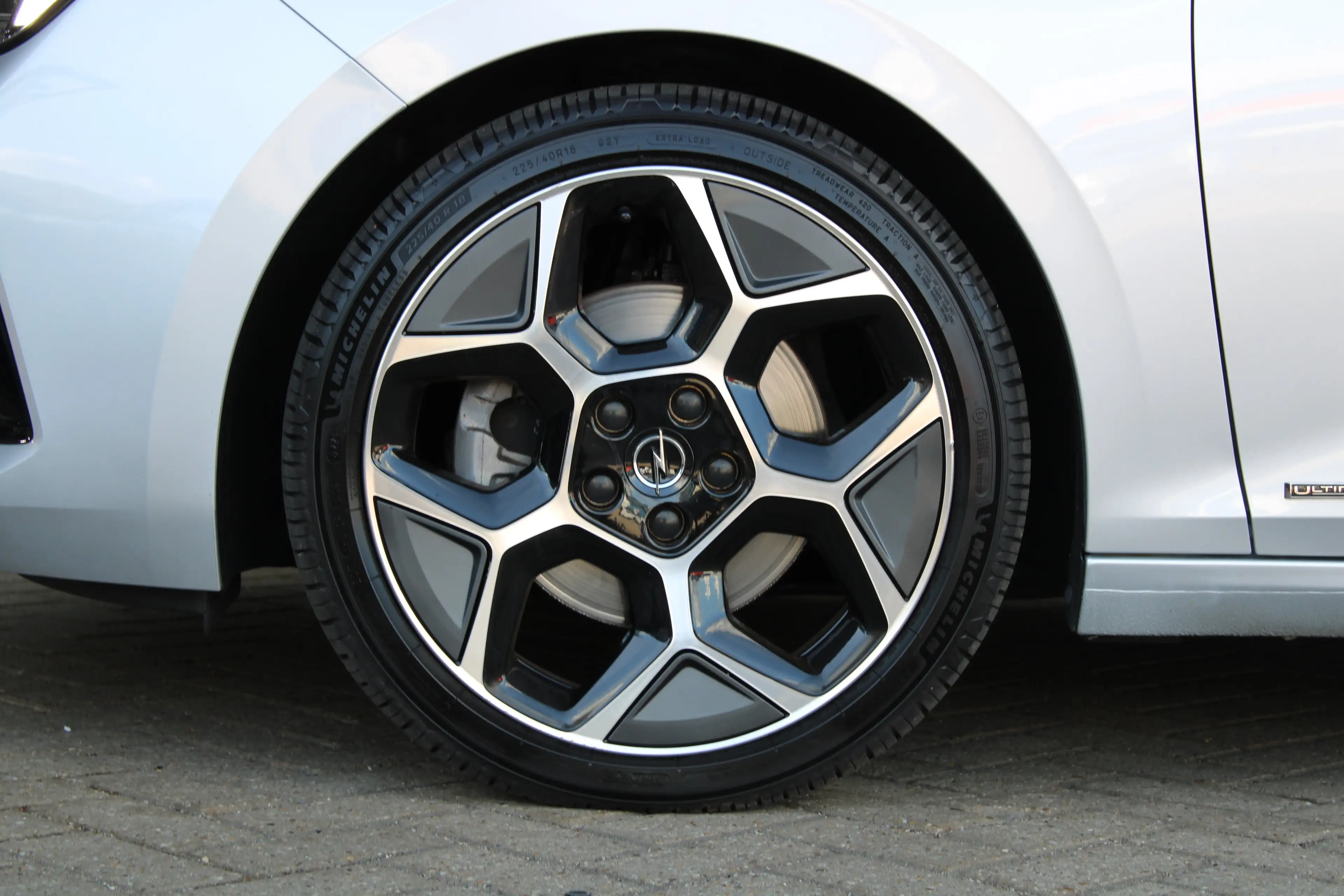 Opel Astra Sports Tourer 1.2 Ultimate | Afneembare trekhaak | — photo 36