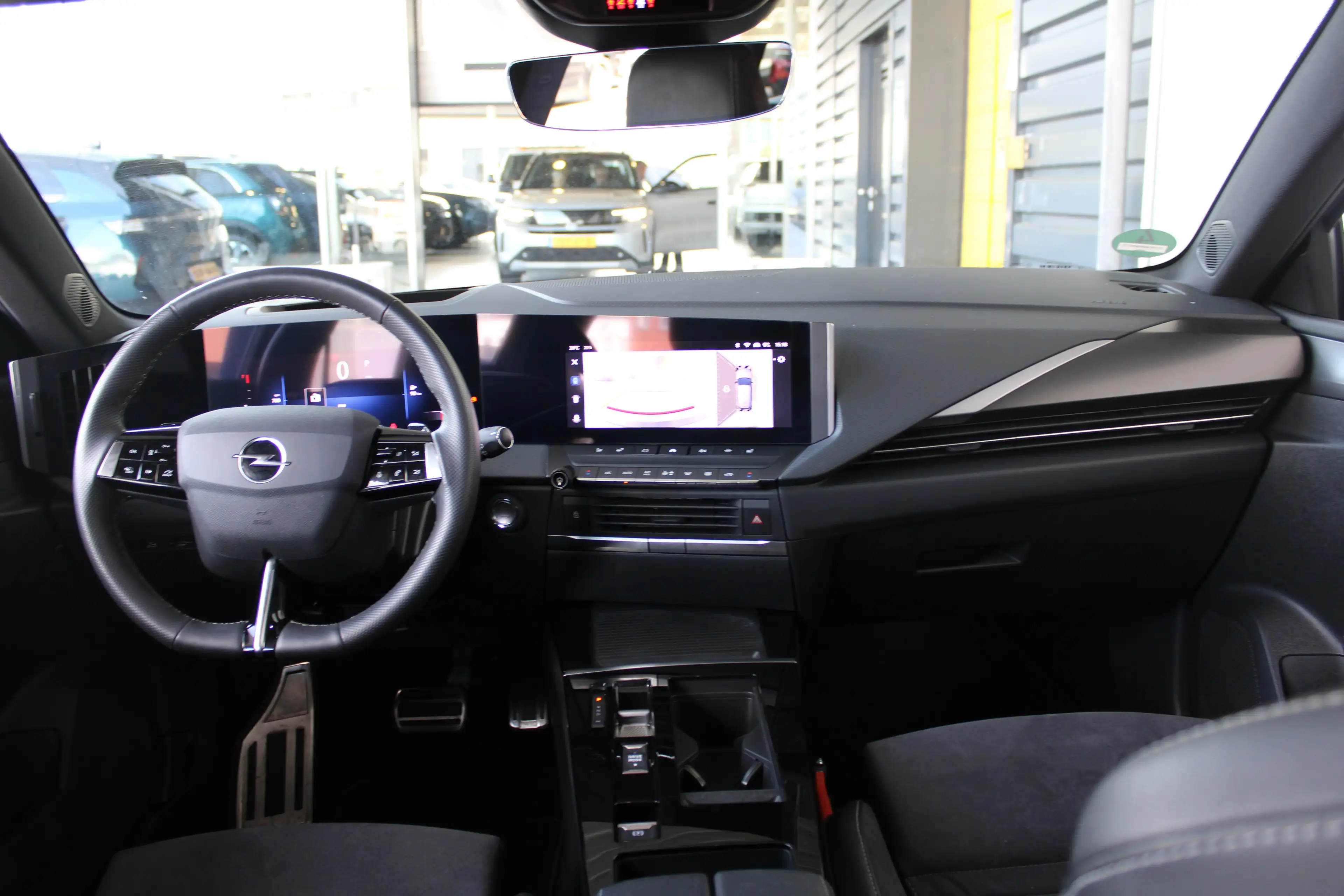 Opel Astra Sports Tourer 1.2 Ultimate | Afneembare trekhaak | — photo 15