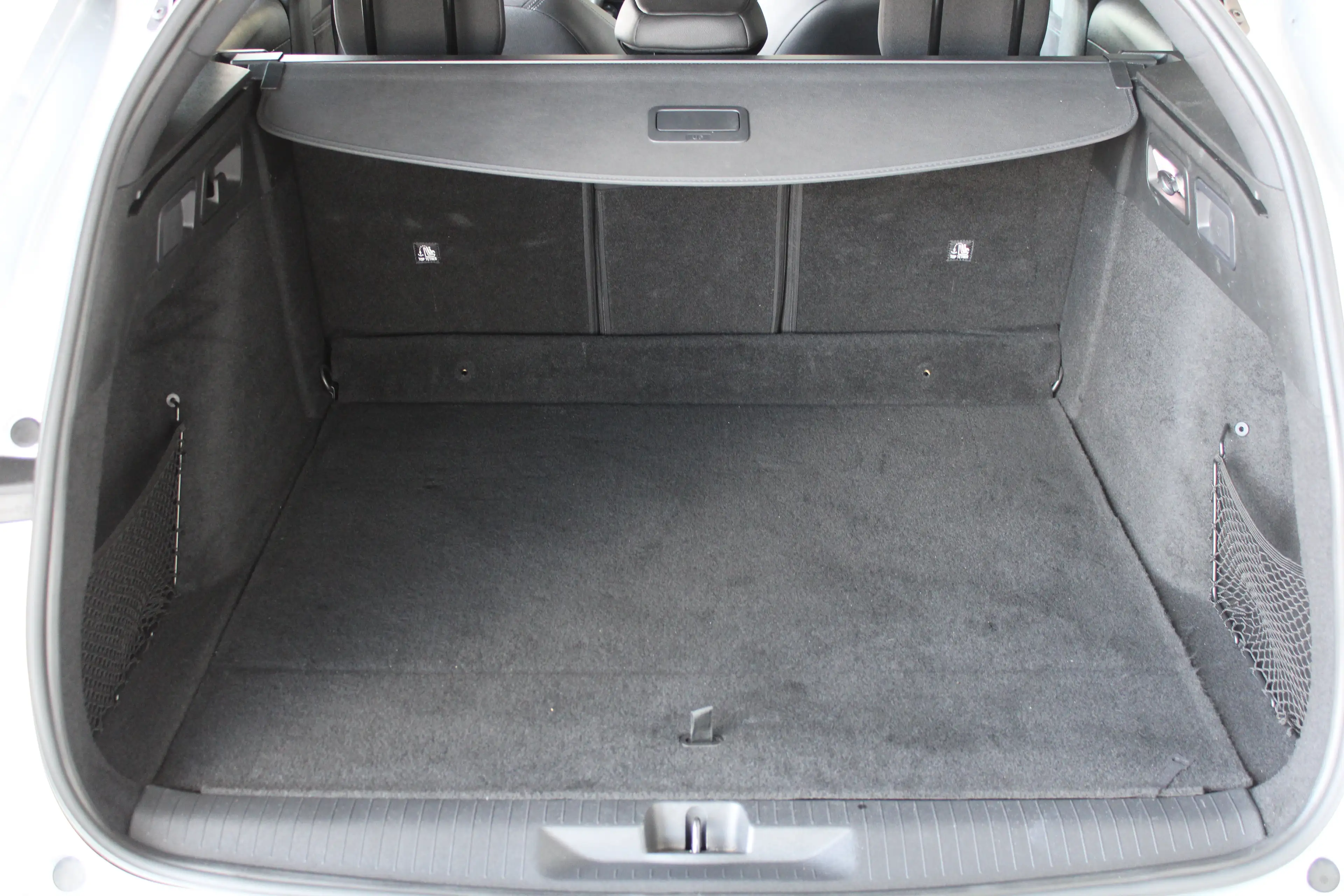 Opel Astra Sports Tourer 1.2 Ultimate | Afneembare trekhaak | — photo 32