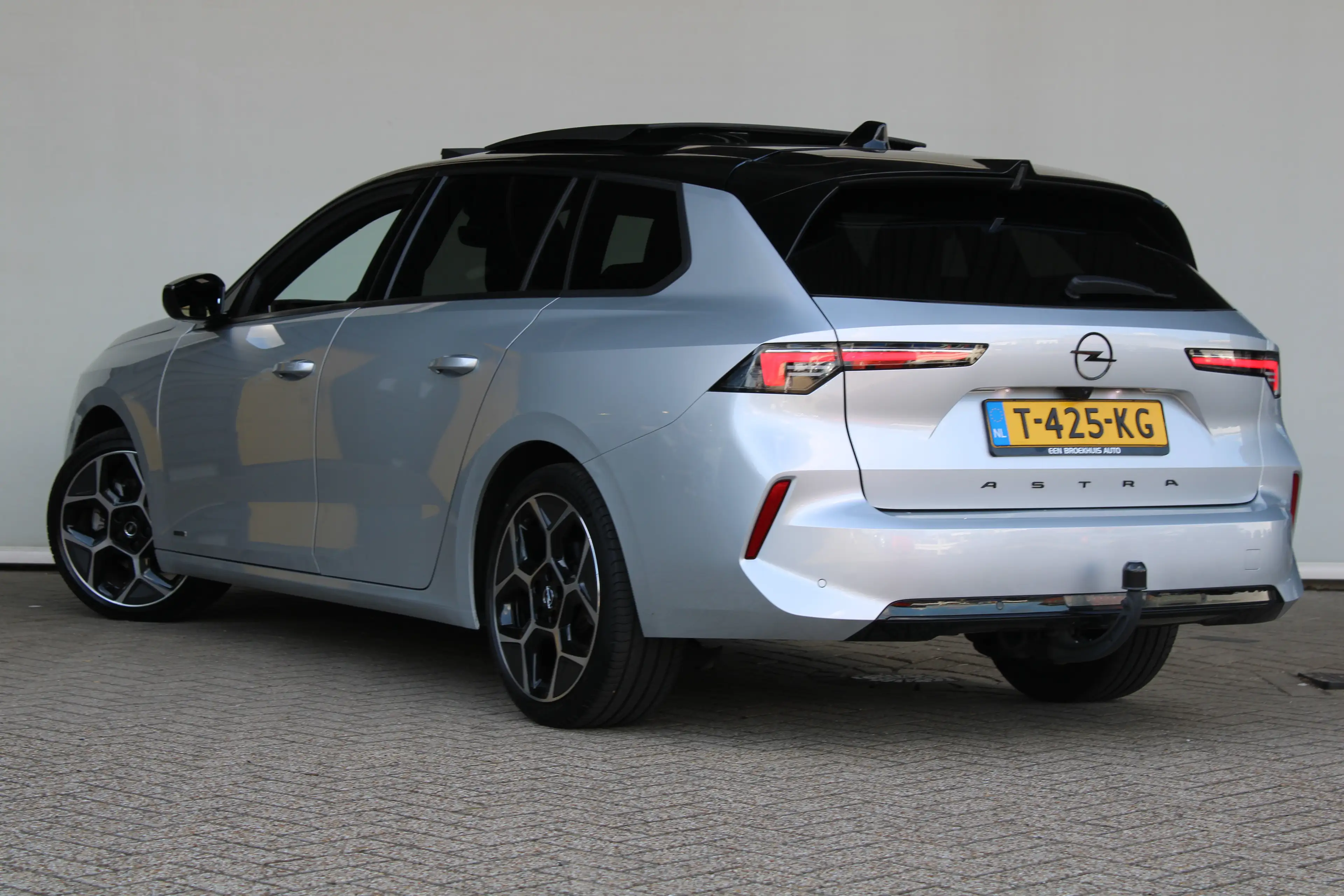 Opel Astra Sports Tourer 1.2 Ultimate | Afneembare trekhaak | — photo 7