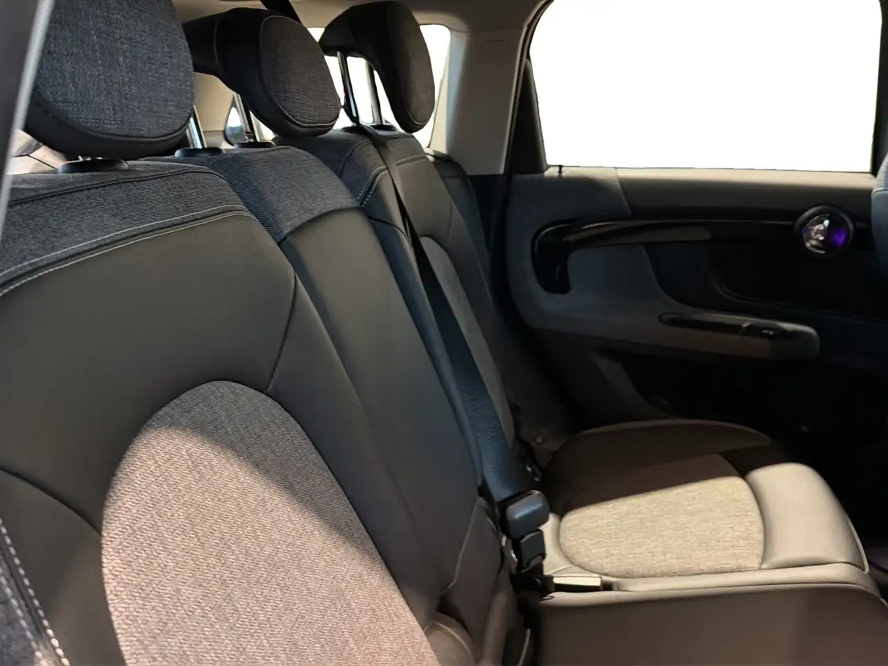 MINI Cooper SE Countryman Cooper SE ALL4 Countryman HEAD-UP PANO RFK HIFI 18