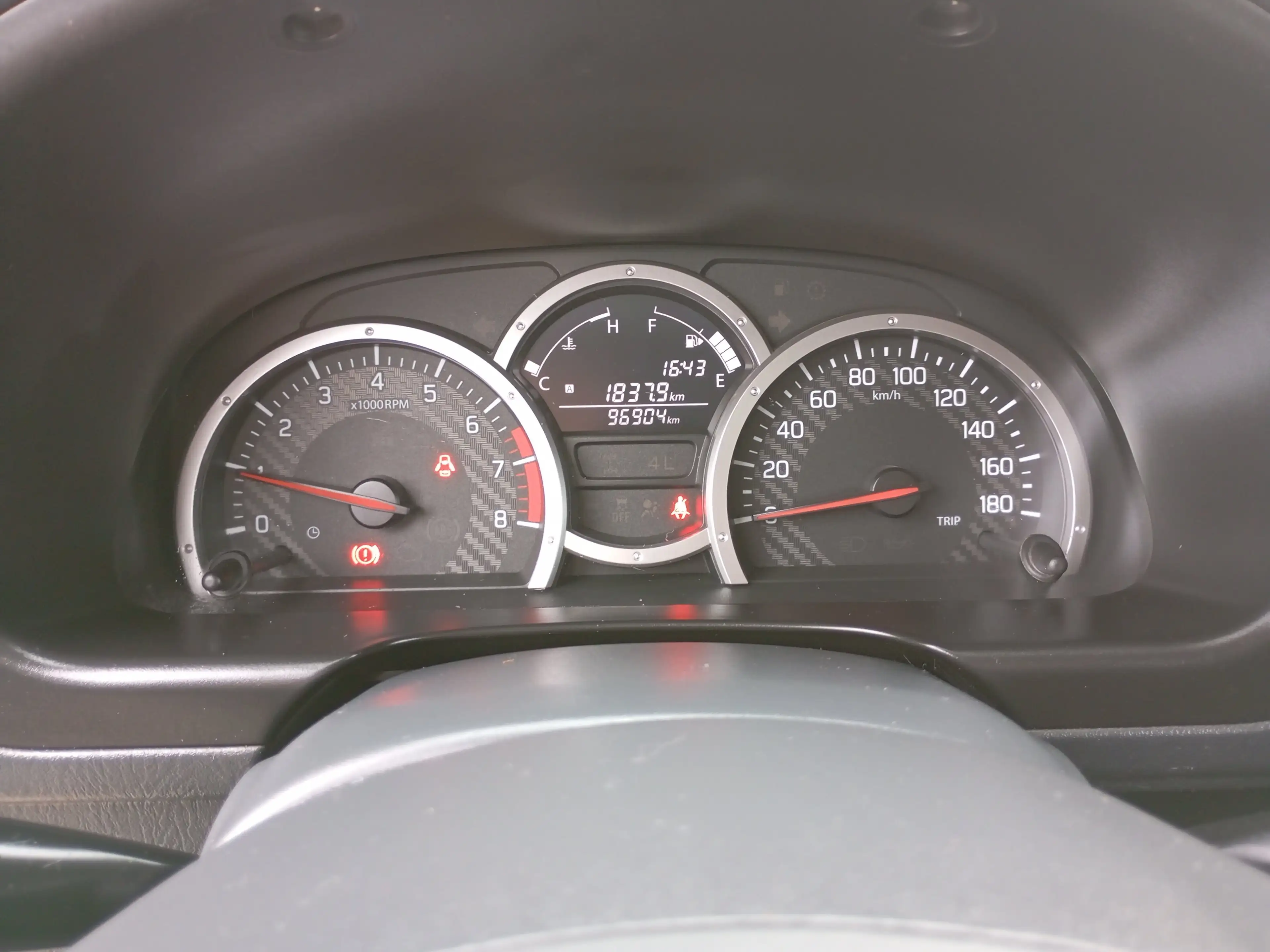Suzuki Jimny Club 1.4 4x4 / AHK — photo 10