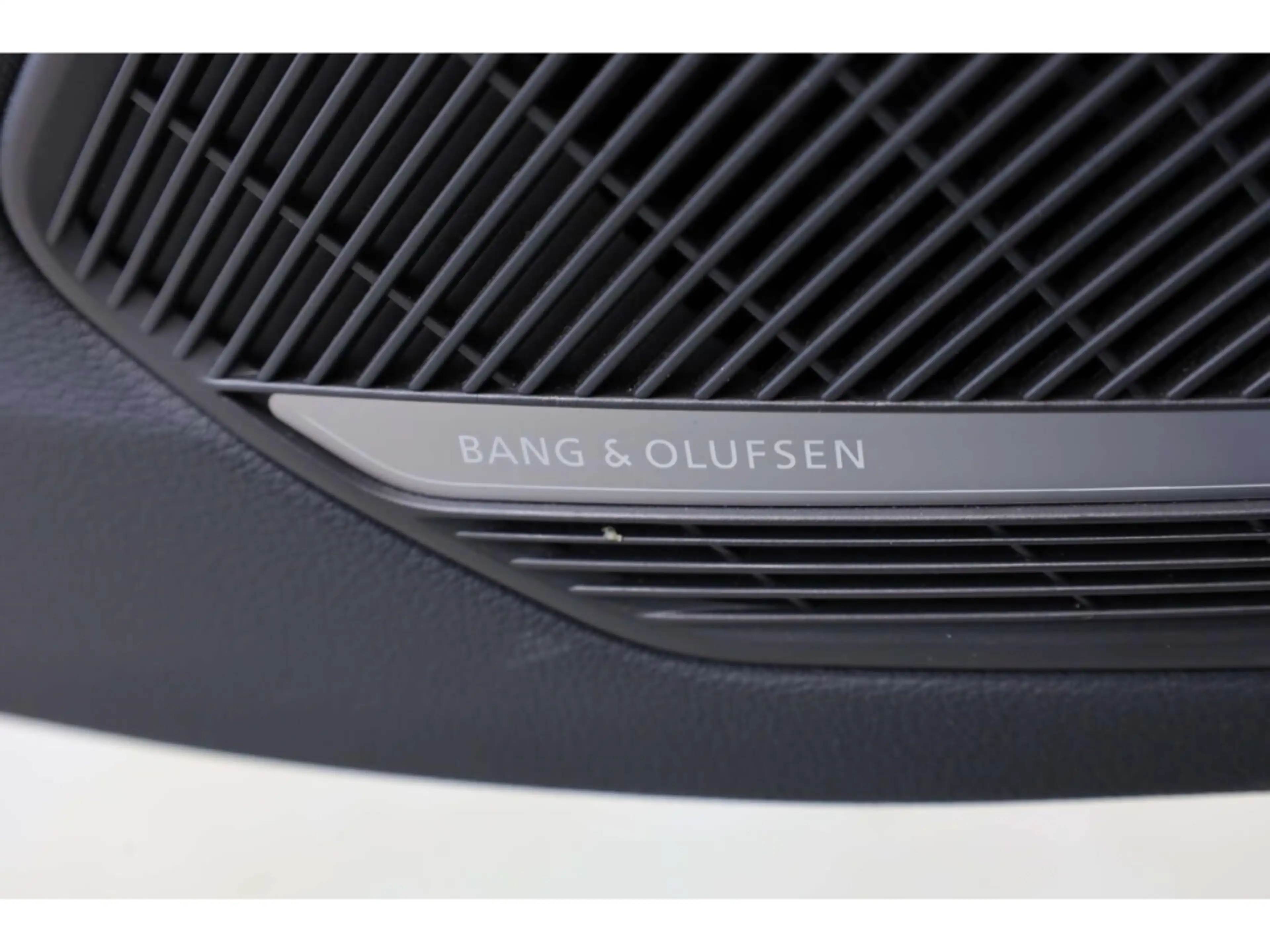 Audi S4 Avant TDI quattro B&O/AHK/Head-up/LED/RFK — photo 23