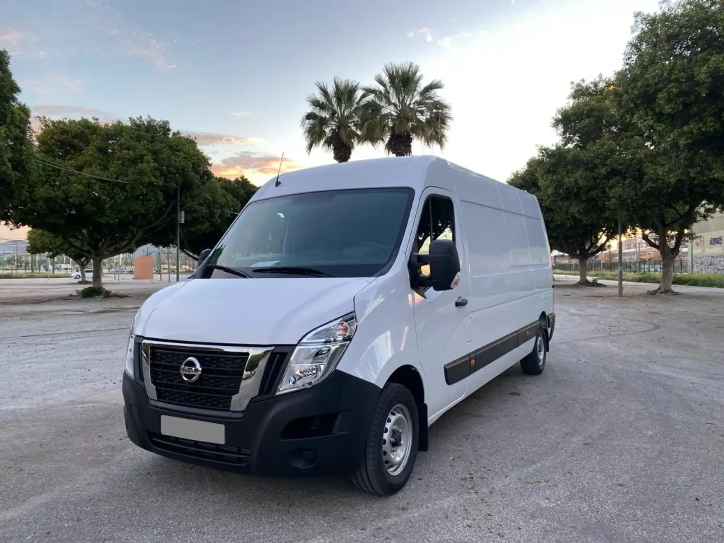 Nissan Interstar Furgón 2.3dCi L1H1 3.5T FWD Comfort 135 Wit - 1