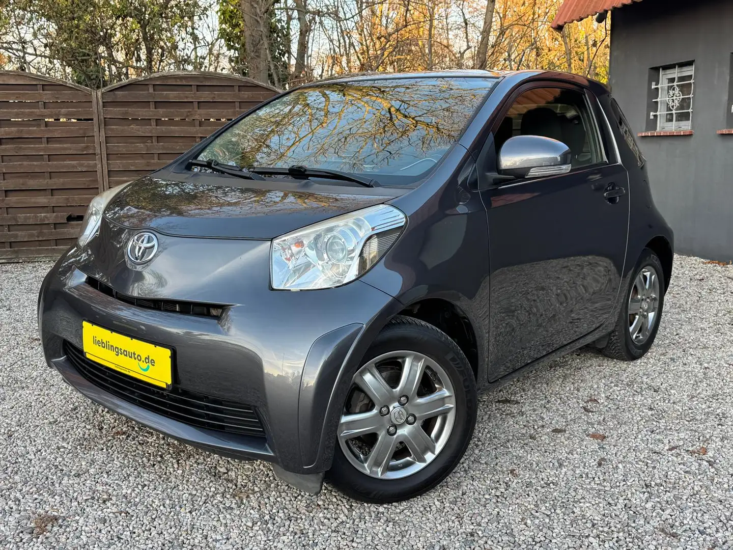 Toyota iQ 1.0 Zero Klima 4-Sitzer TÜV 6/2027 Radio Szürke - 1