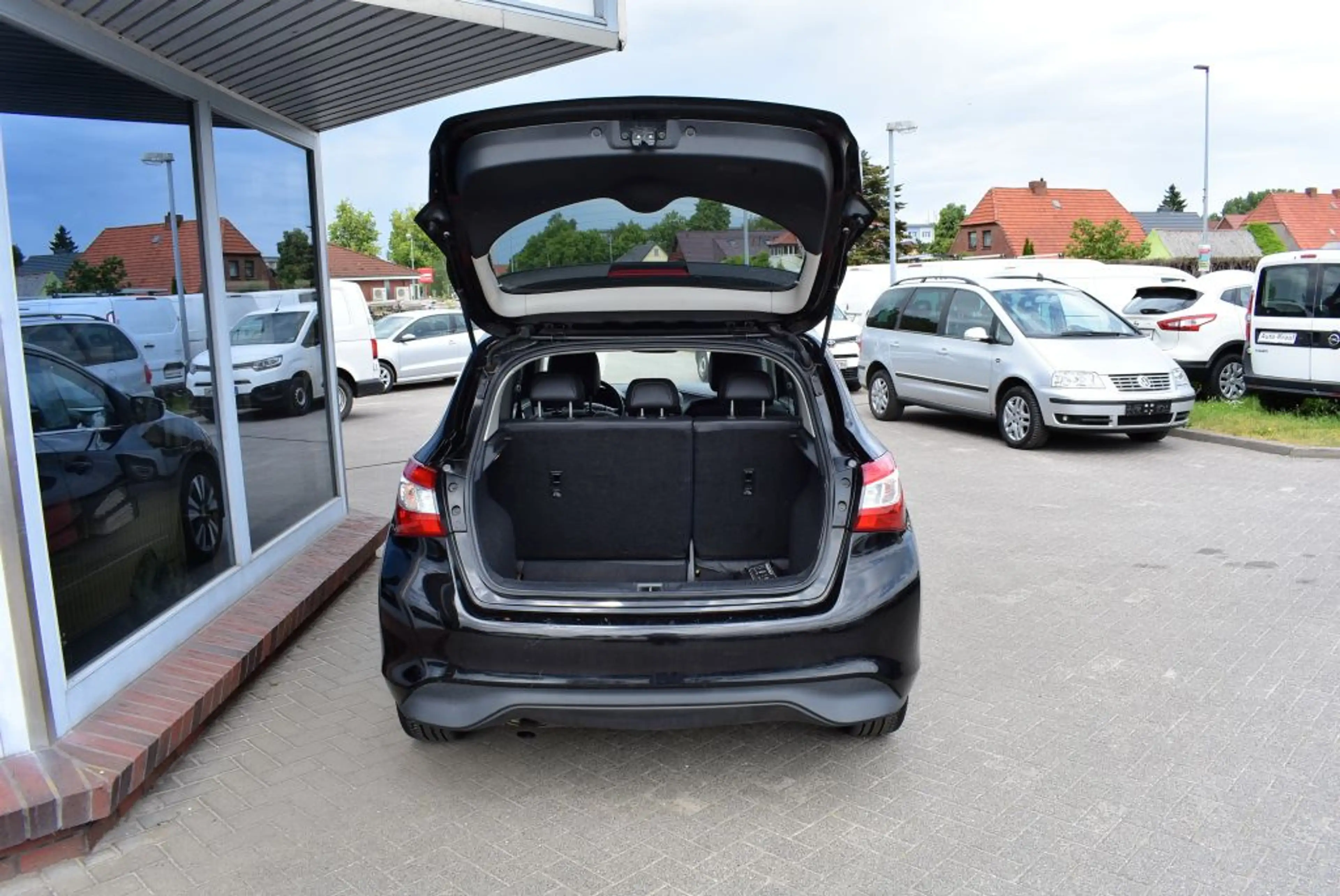 Nissan Pulsar 1.5 dCi Acenta Navi Teilleder Tempomat Klimatron. — photo 4