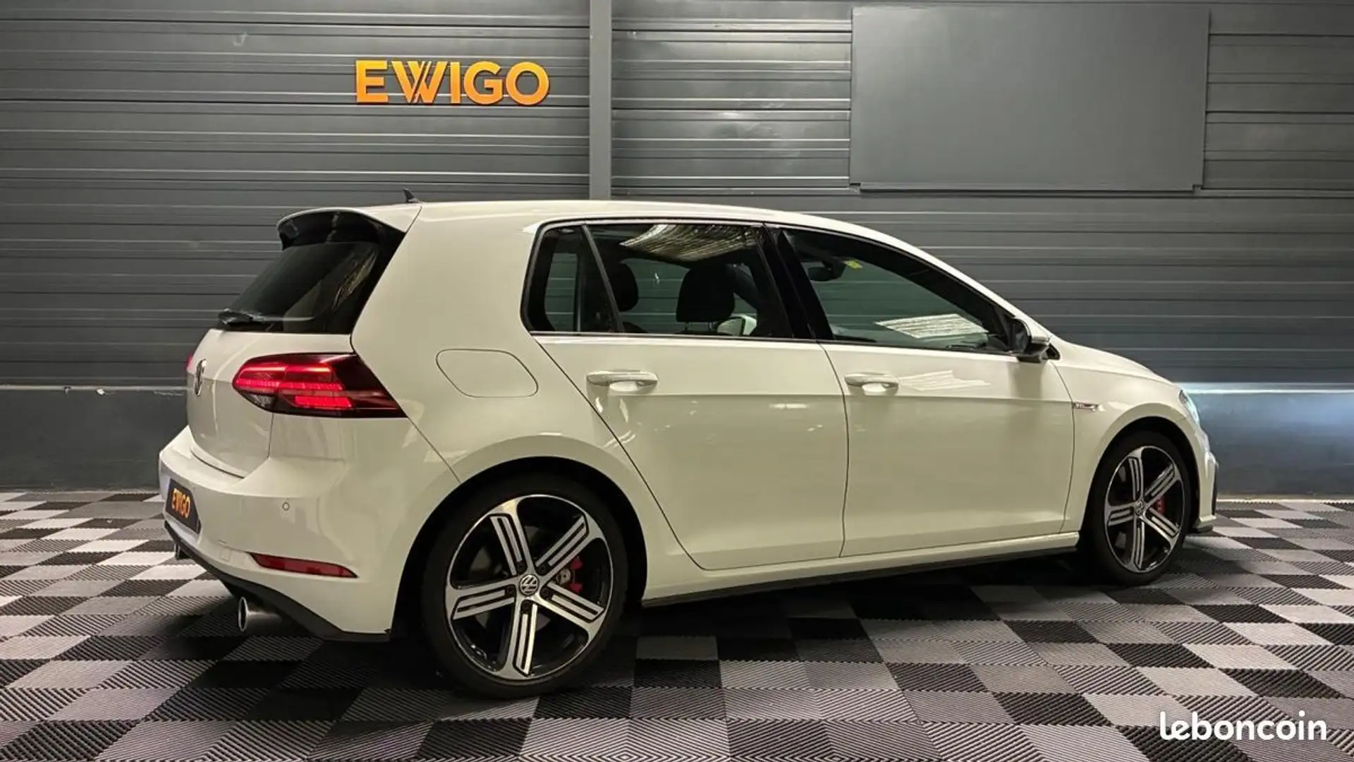 Volkswagen Golf VII GTI PERFOMANCE 245 DSG7 Blanc - 2
