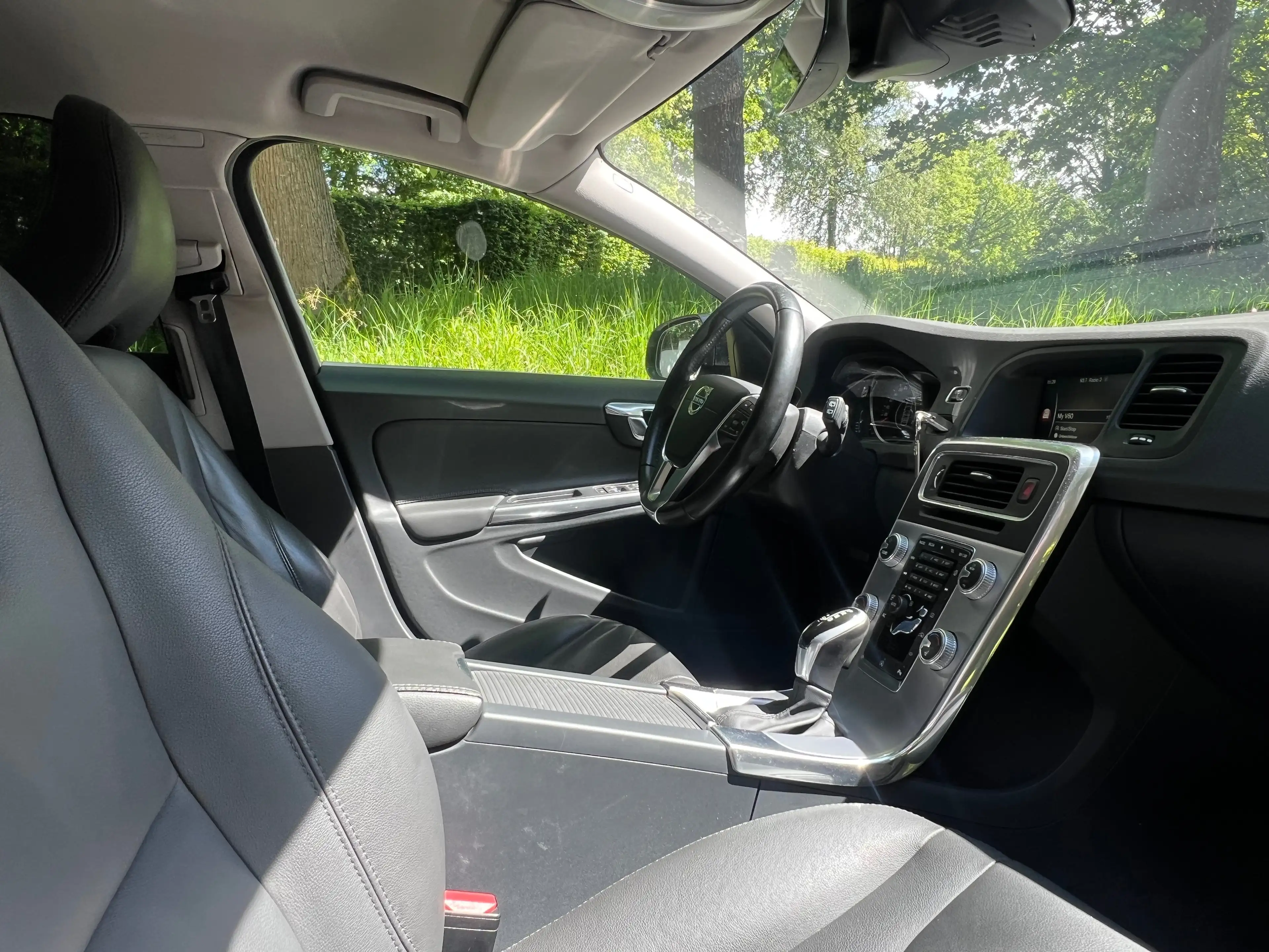 Volvo V60 Cross Country V60 Cross Country 2.0 D3 Kinetic Geartronic — photo 13