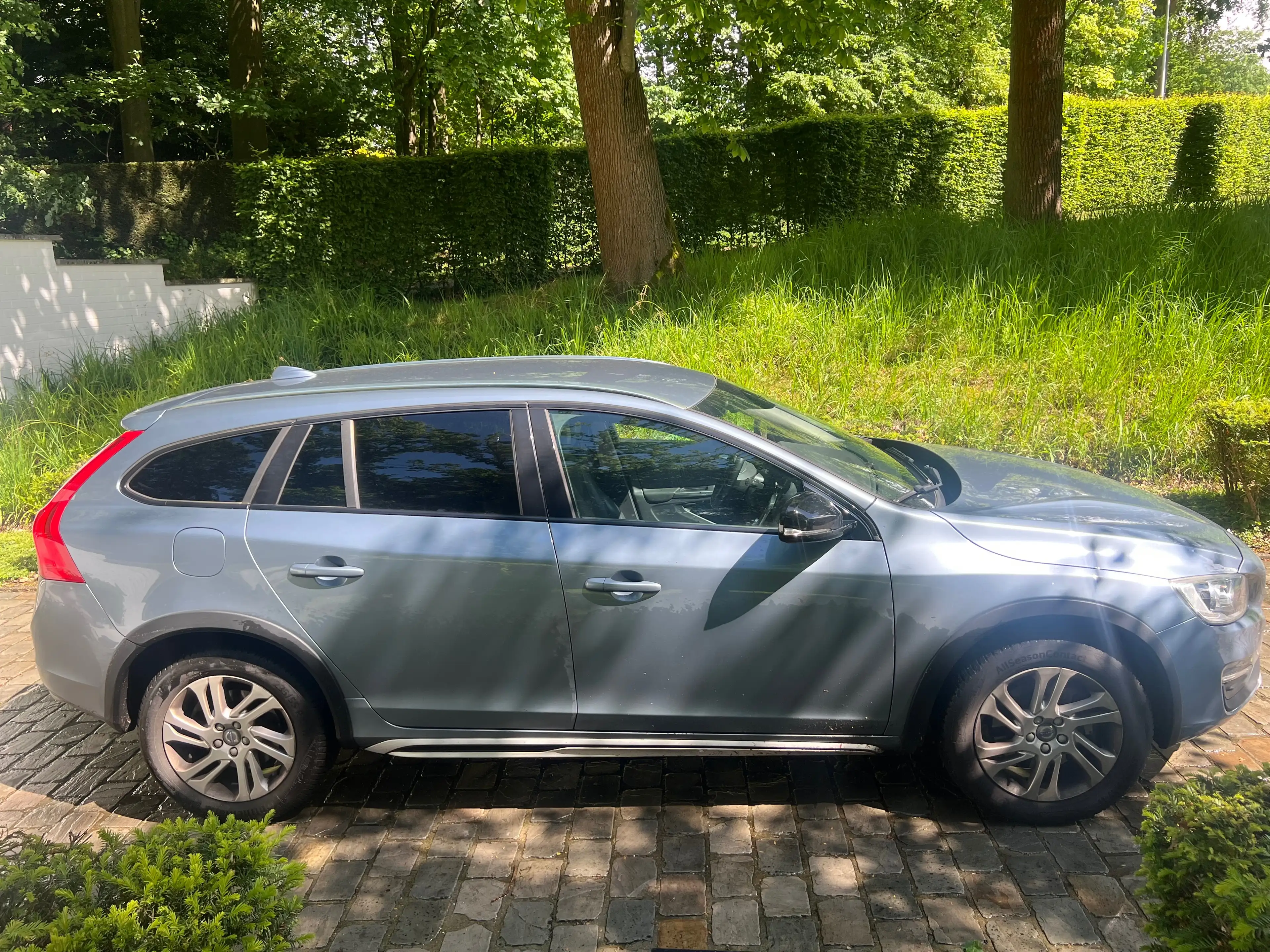 Volvo V60 Cross Country V60 Cross Country 2.0 D3 Kinetic Geartronic — photo 5