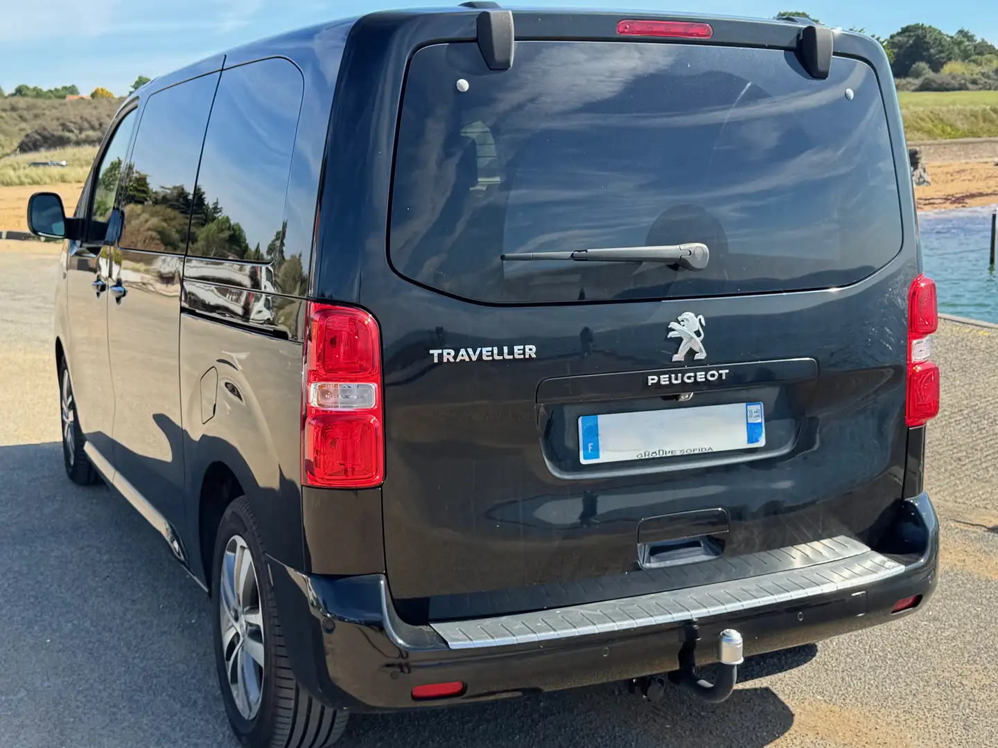 Peugeot Traveller Traveller Standard 2.0 BlueHDi 150ch S Noir - 2