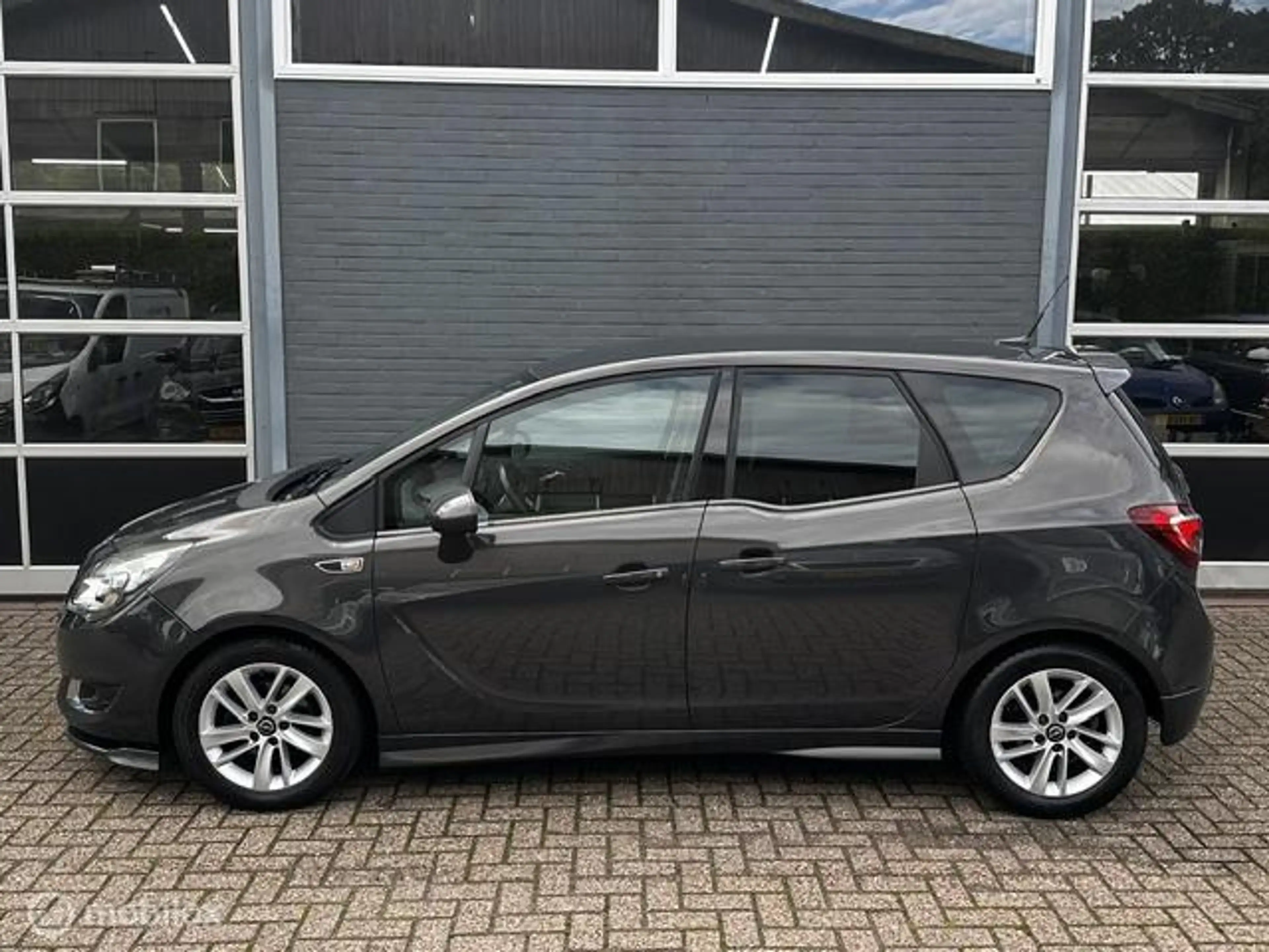 Opel Meriva 1.4 Turbo Edition — photo 2