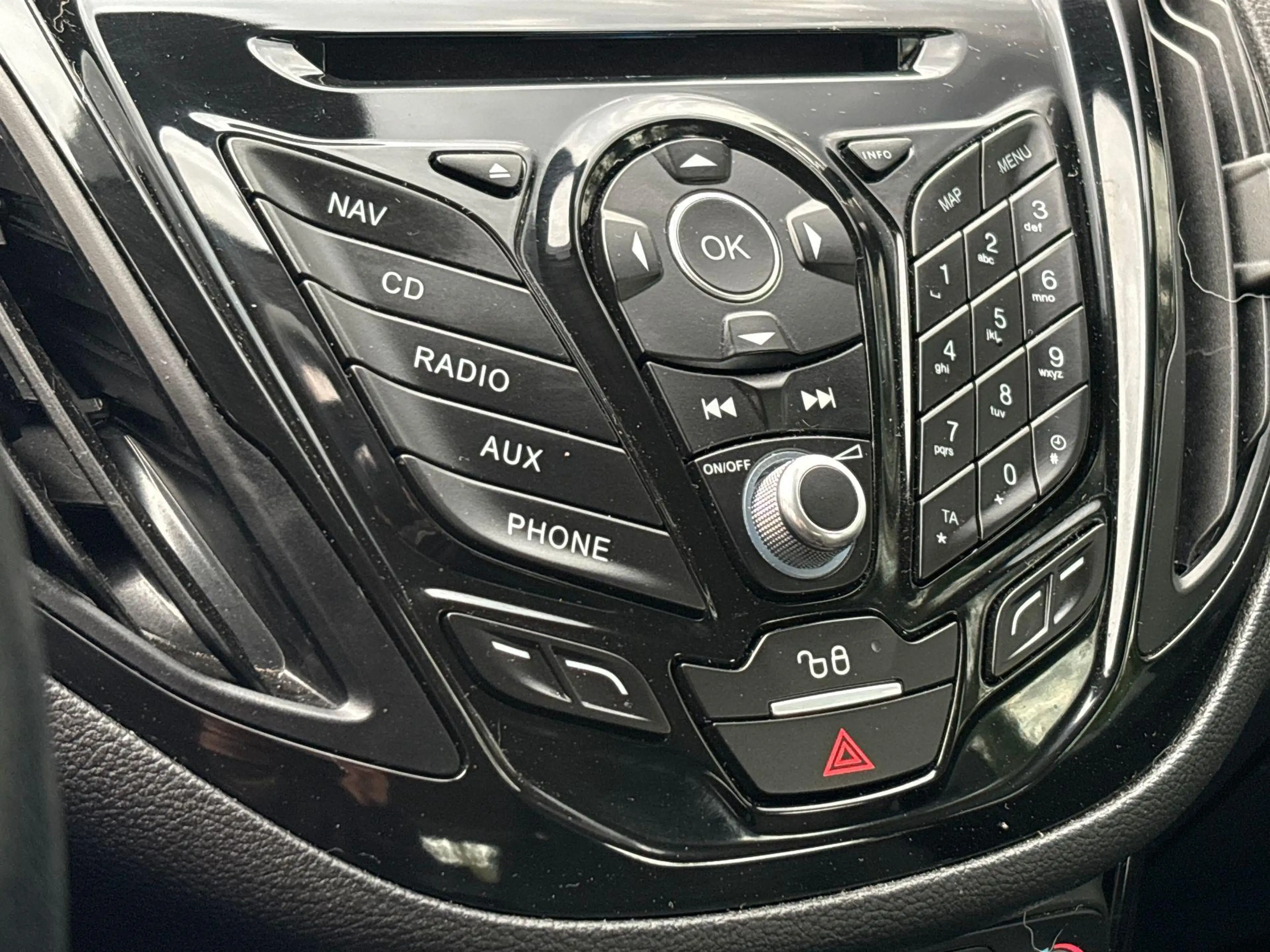 Ford B-Max 1.0 EcoBoost Titanium — photo 7