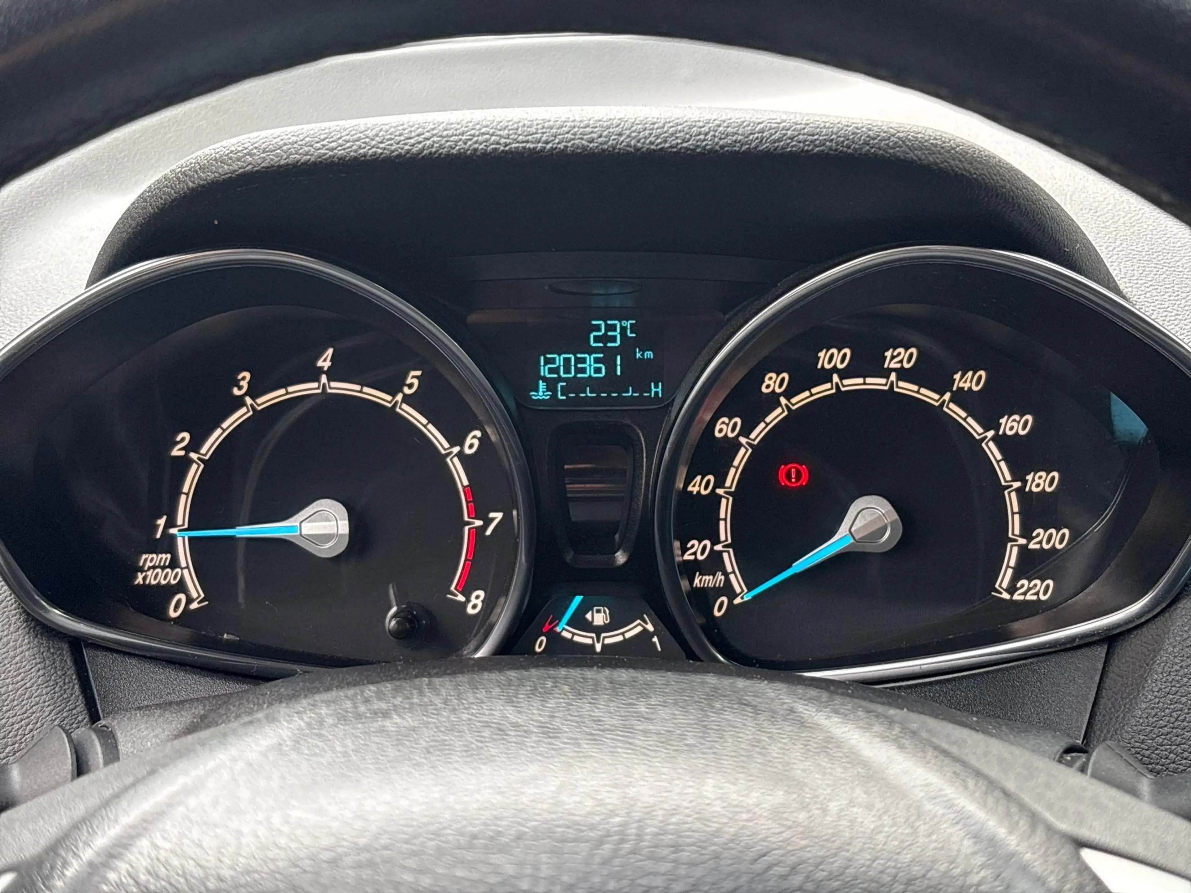 Ford B-Max 1.0 EcoBoost Titanium — photo 12