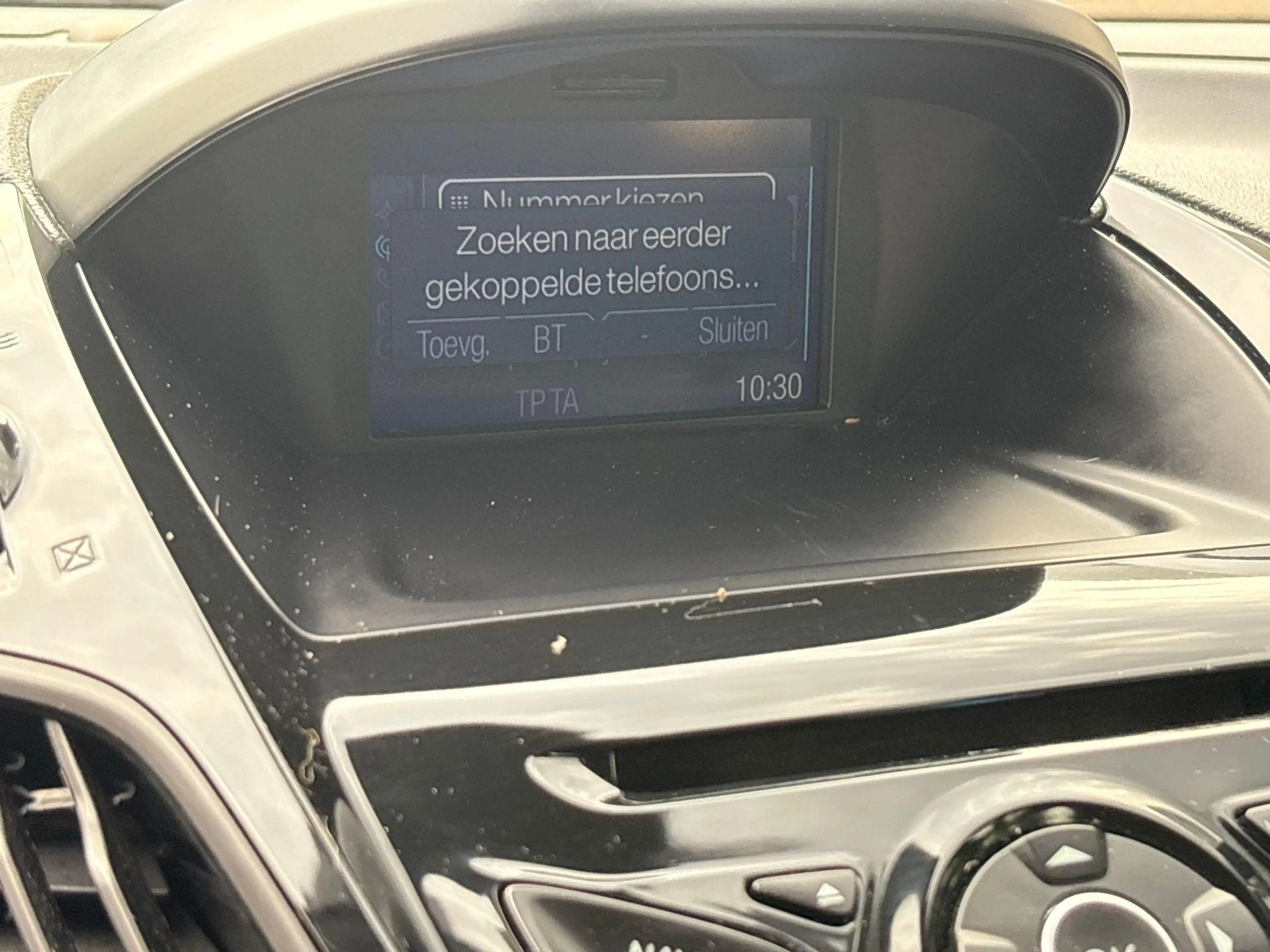 Ford B-Max 1.0 EcoBoost Titanium — photo 11