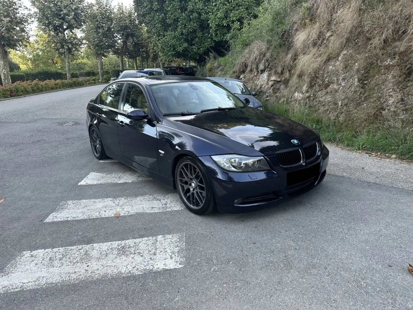 BMW 320 320d Bleu - 2