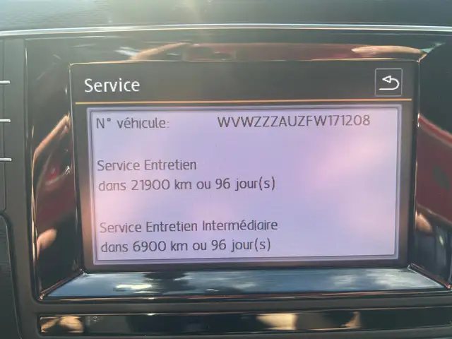 Volkswagen Golf view 14