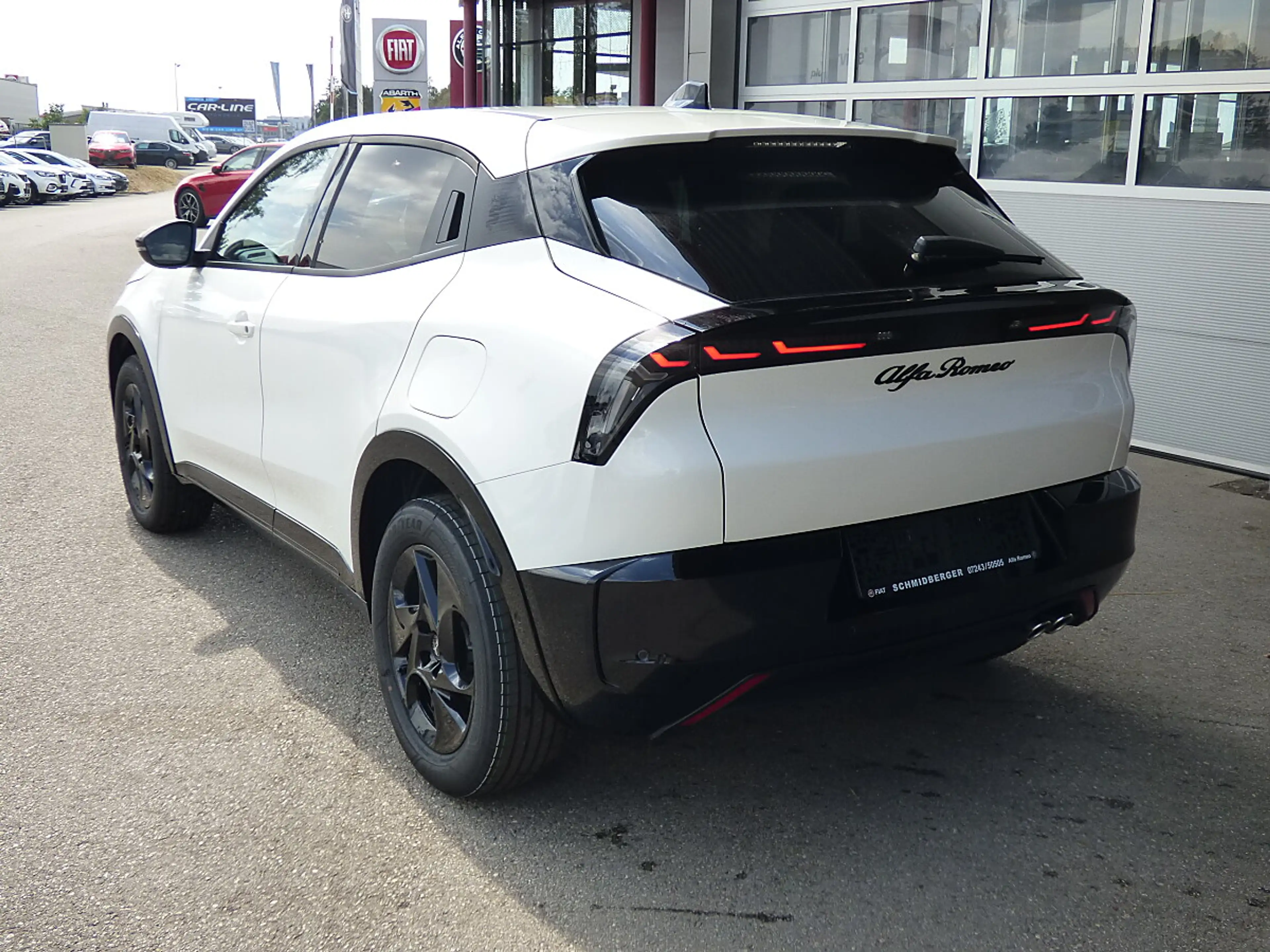 Alfa Romeo Junior Ibrida Sprint 1.2 MHEV e-DCT6 — photo 4