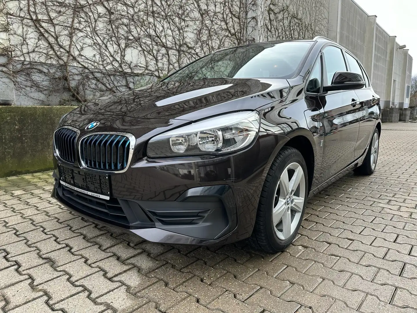 BMW 225 225xe iPerformance Active Tourer iPerfor/Pano/HUD/ Brązowy - 1