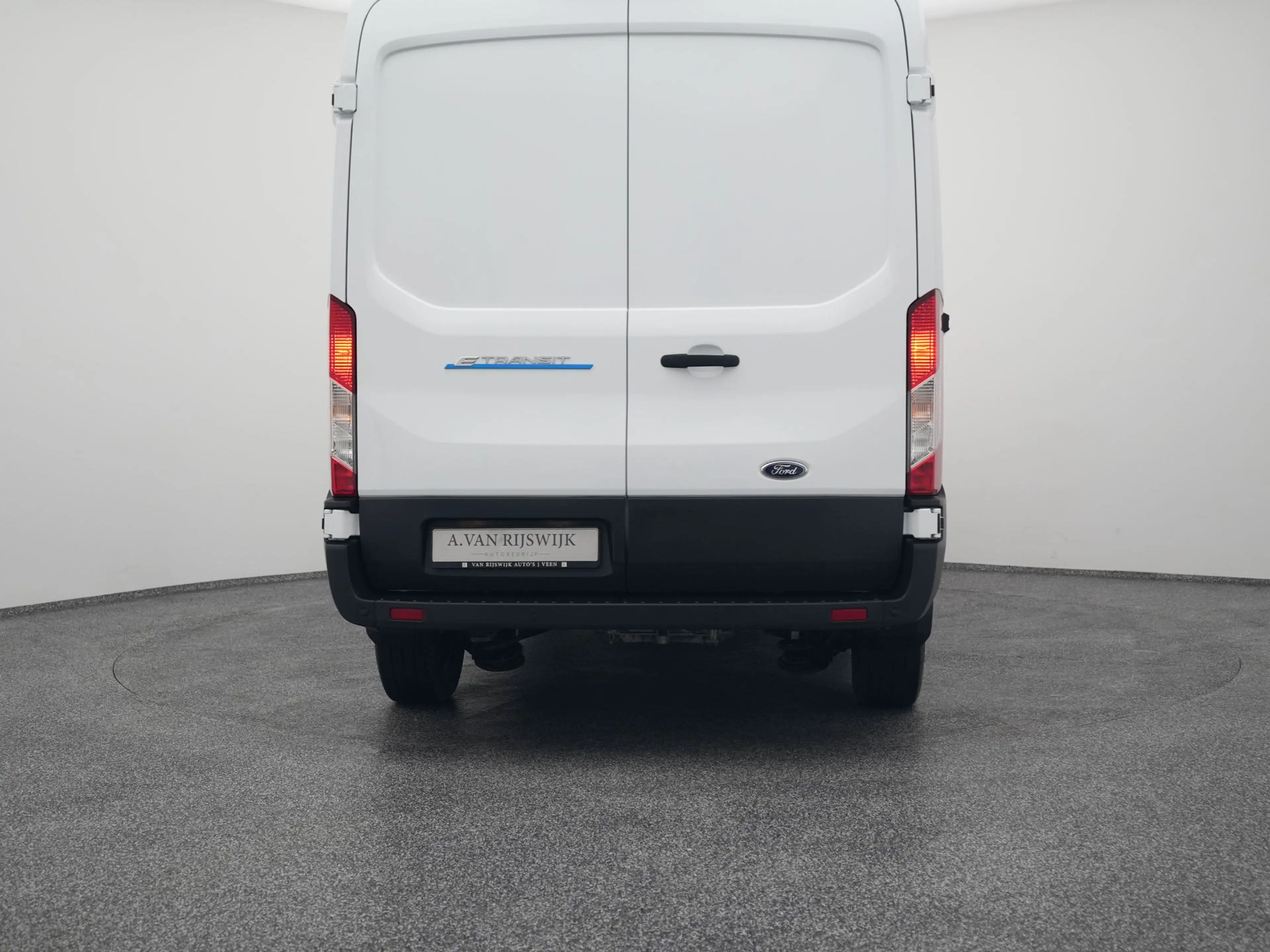 Ford E-Transit 350 L2H2 Ambiente 68 kWh 50 L2H2 Trend 68 kWh | CA — photo 9