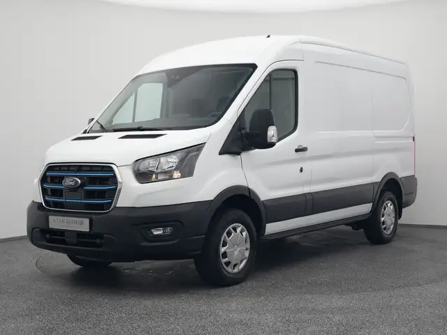 Ford E-Transit 350 L2H2 Trend 68 kWh | CAMERA | CARPLAY | STOELVE