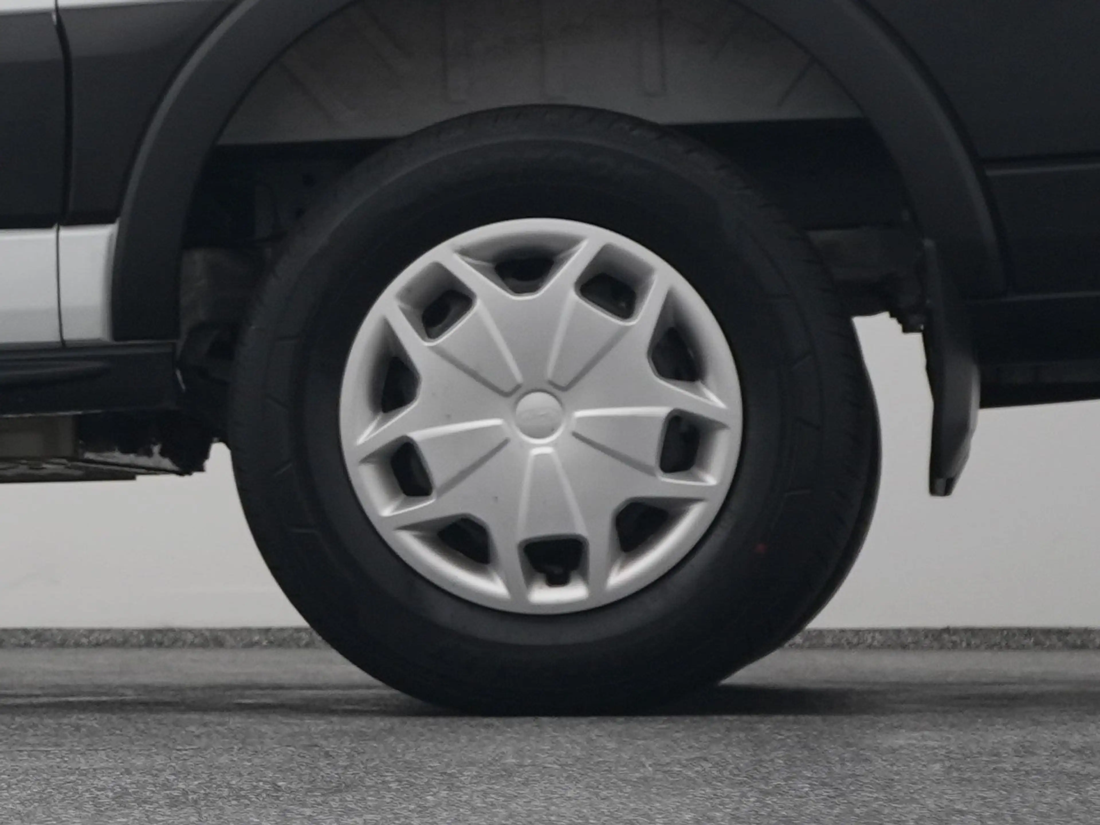 Ford E-Transit 350 L2H2 Ambiente 68 kWh 50 L2H2 Trend 68 kWh | CA — photo 39