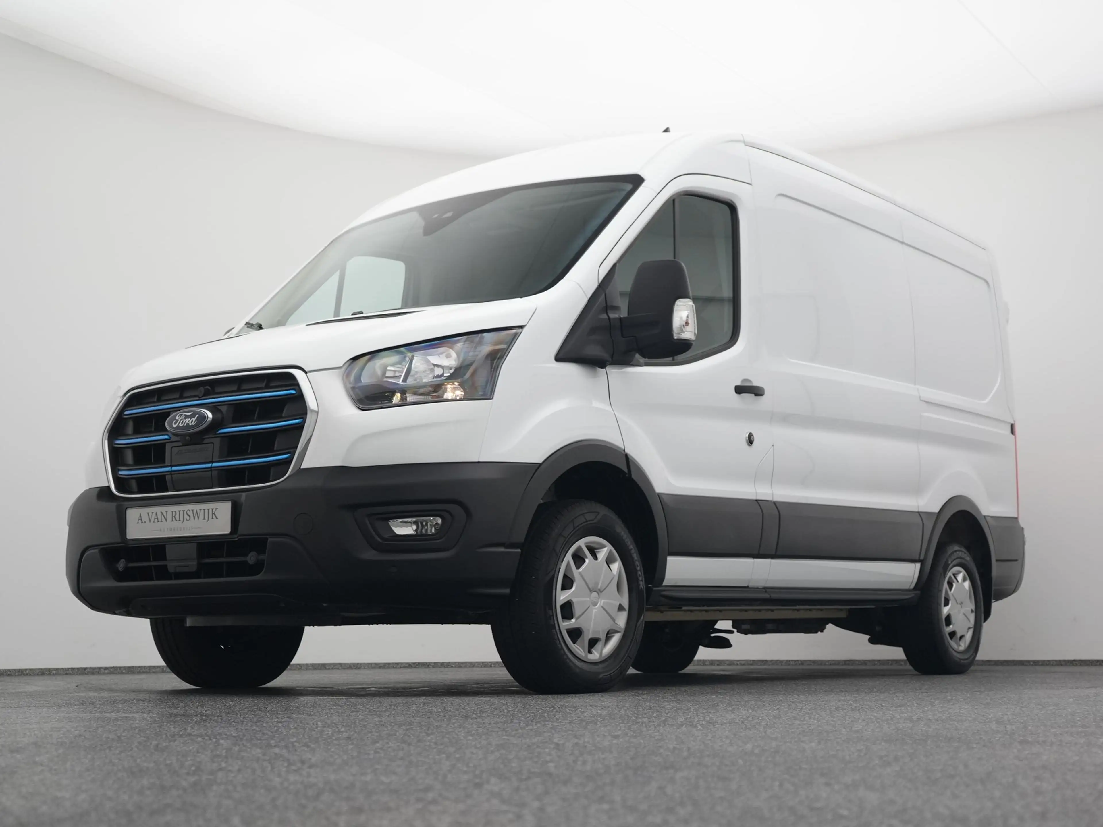 Ford E-Transit 350 L2H2 Ambiente 68 kWh 50 L2H2 Trend 68 kWh | CA — photo 14