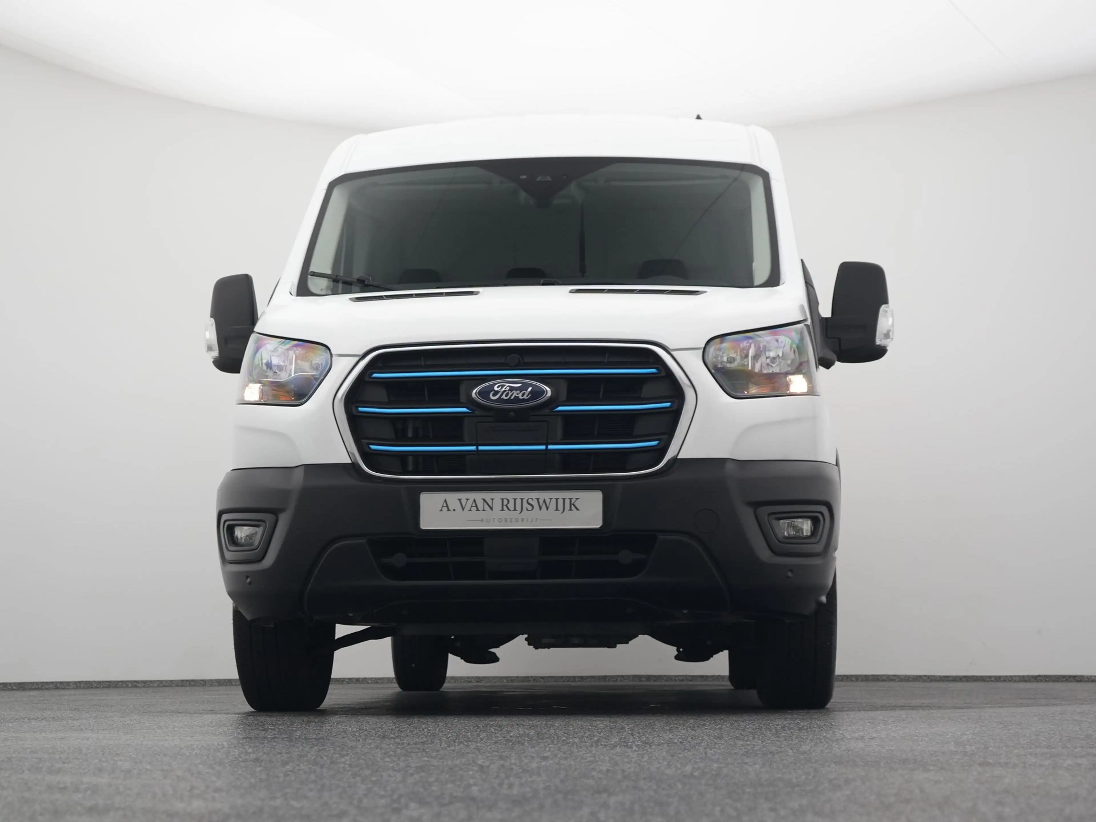 Ford E-Transit 350 L2H2 Ambiente 68 kWh 50 L2H2 Trend 68 kWh | CA — photo 34