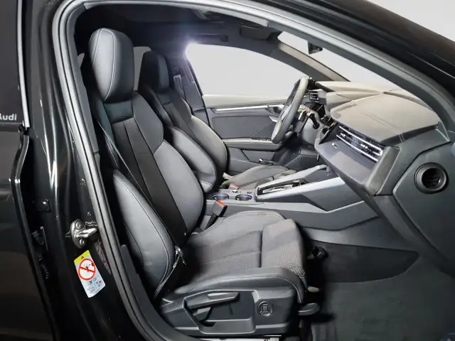 Audi A3 view 9