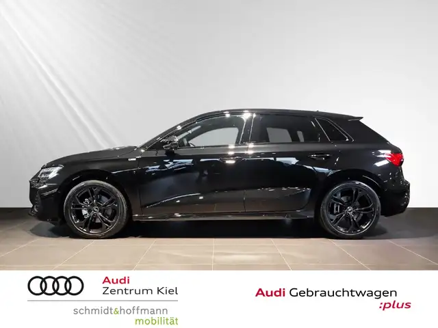 Audi A3 view 3