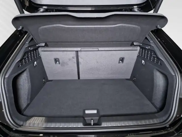 Audi A3 view 10