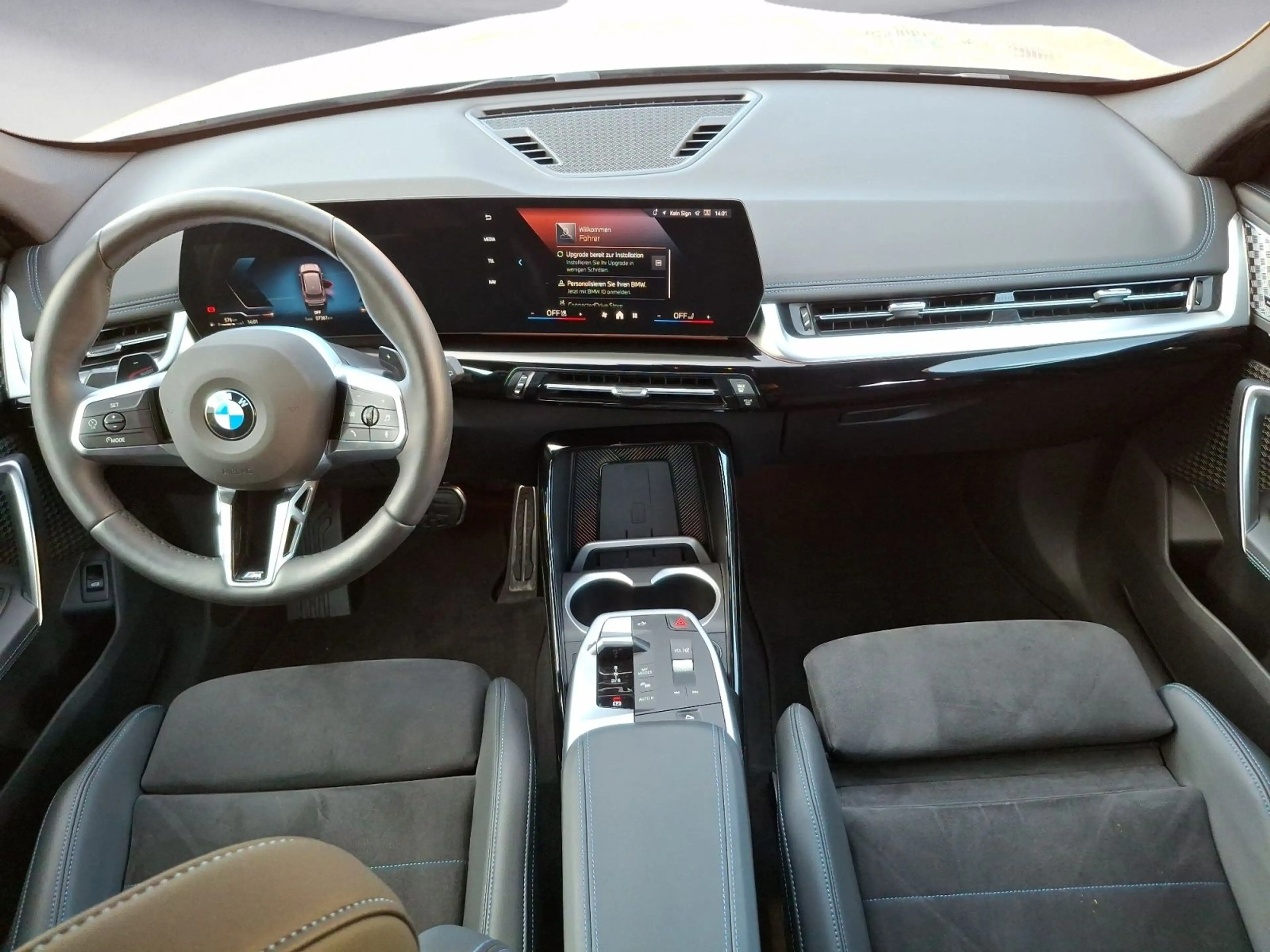 BMW X1 xDrive20d M Sportpaket AHK Harman&Kardon 19 Z — photo 14
