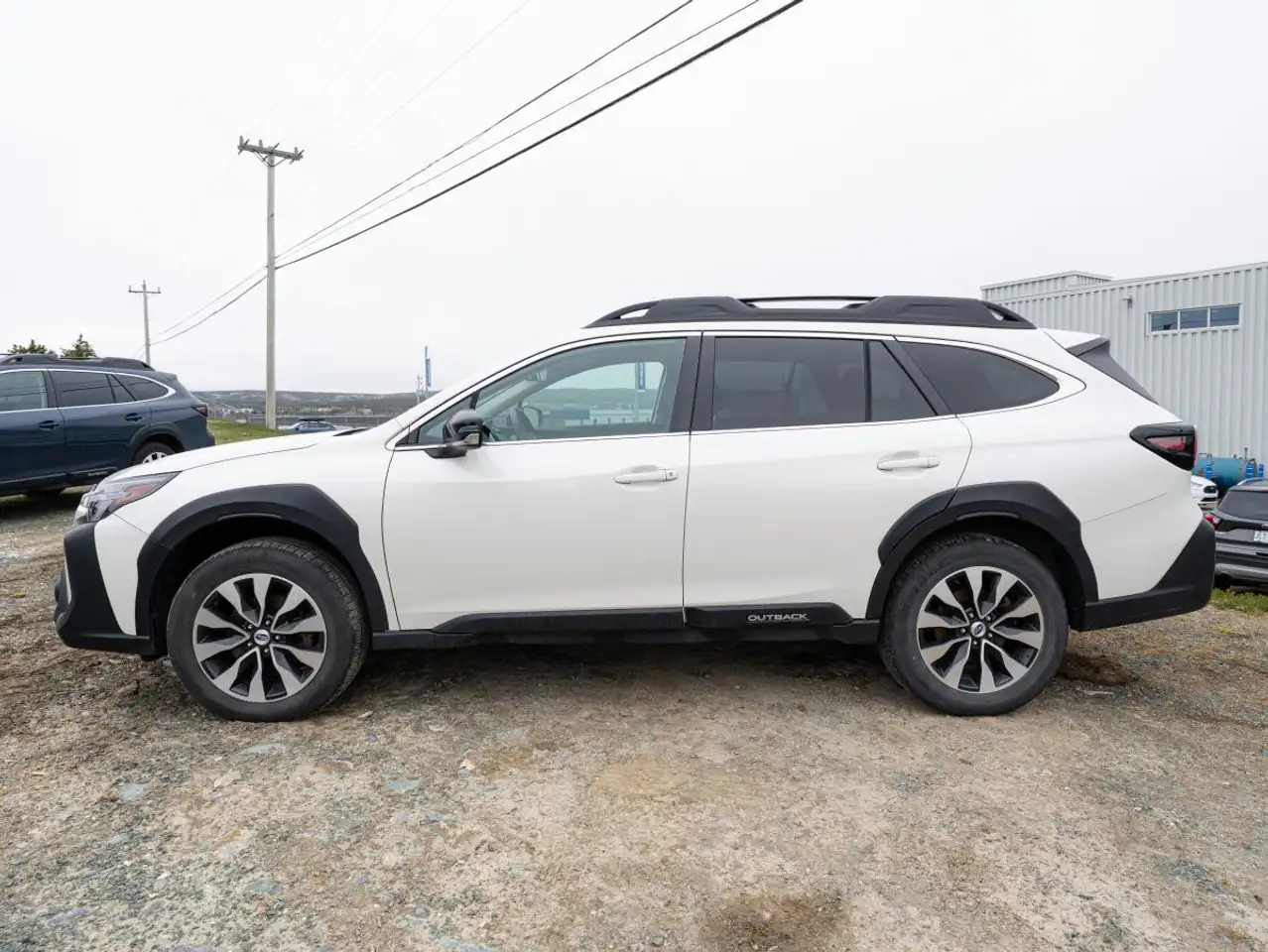 Subaru OUTBACK photo Subaru OUTBACK