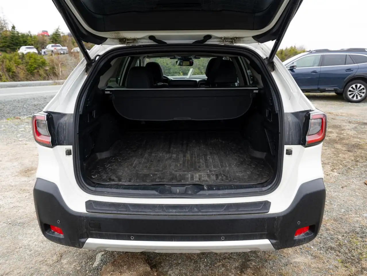 Subaru OUTBACK photo Subaru OUTBACK