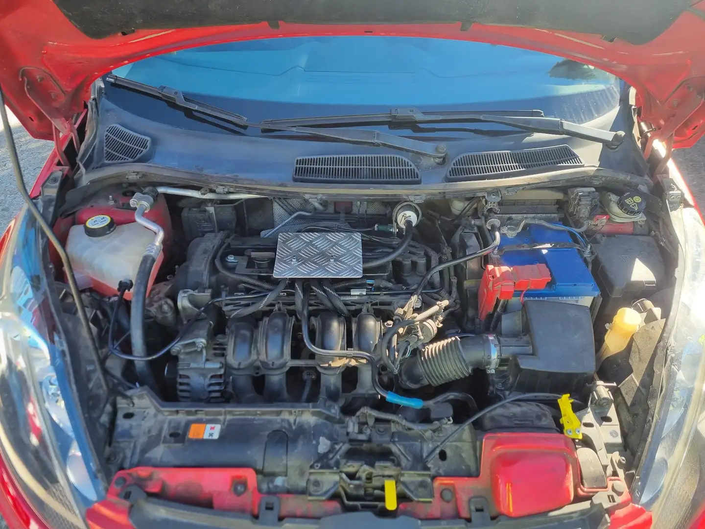 Ford Fiesta 5p 1.4 16v Titanium Gpl - 2