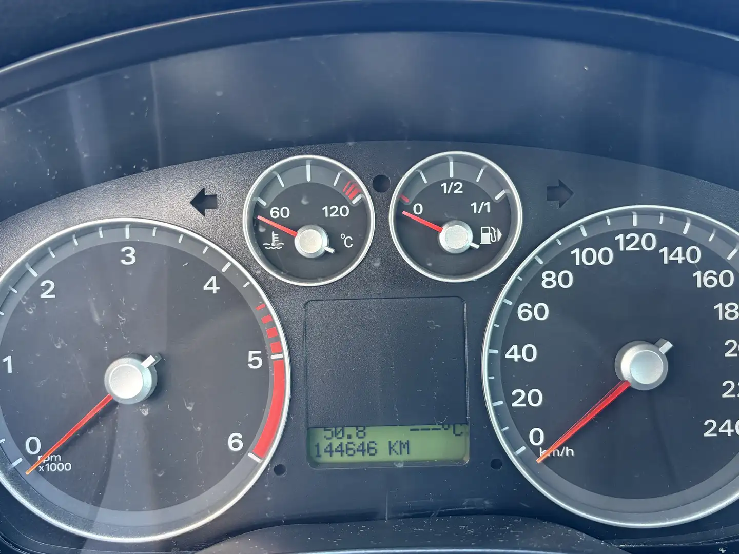 Ford Focus 1.8TDCI Sport - 2