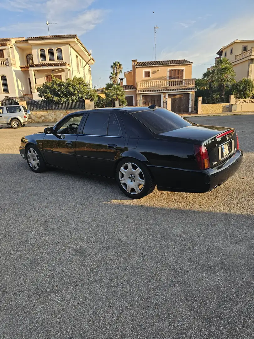 Cadillac Deville DTS - 2