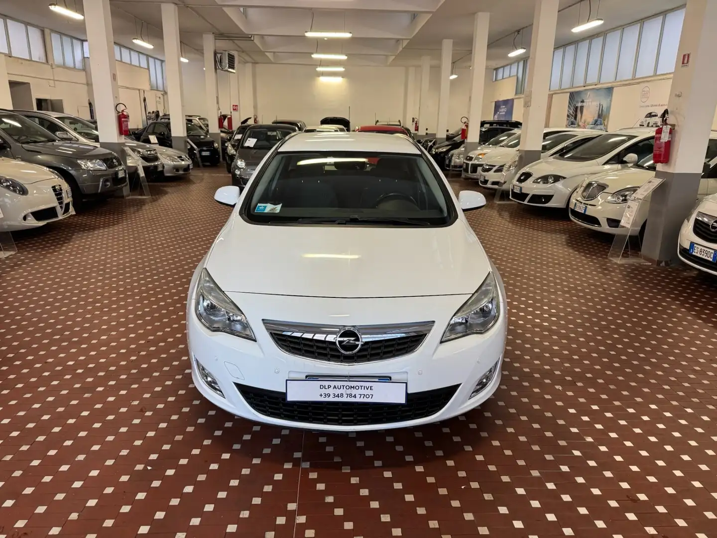 Opel Astra 1.4 Turbo 140CV Sports Tourer Cosmo Bianco - 2