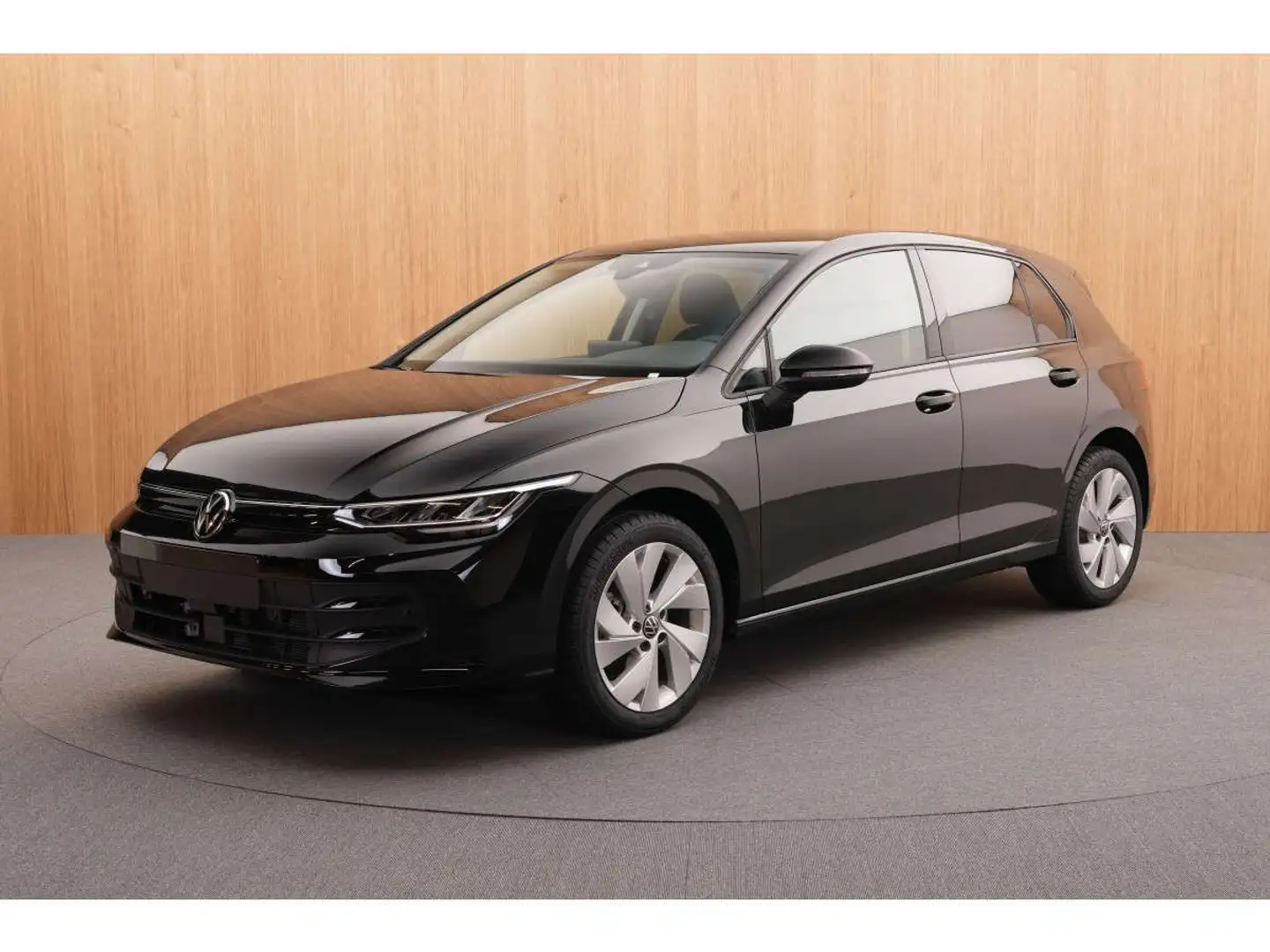 Volkswagen Golf Life 1.5 eTSI 85KW - 116CV DSG7 Facelift (New mode Noir - 1