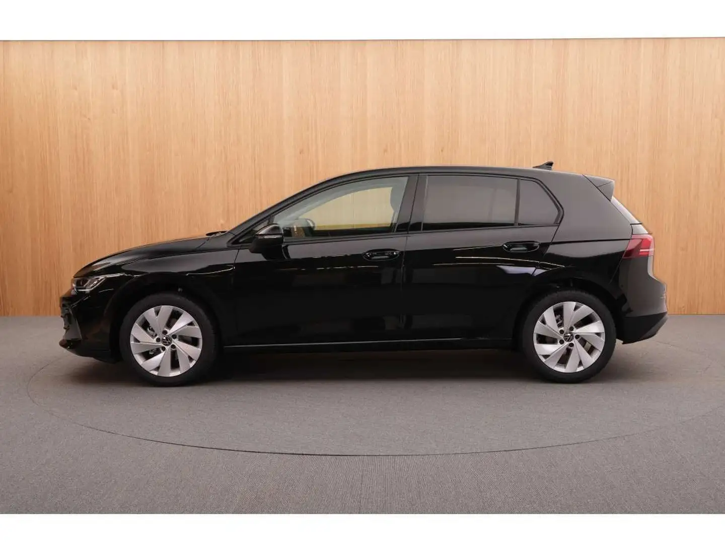 Volkswagen Golf Life 1.5 eTSI 85KW - 116CV DSG7 Facelift (New mode Noir - 2