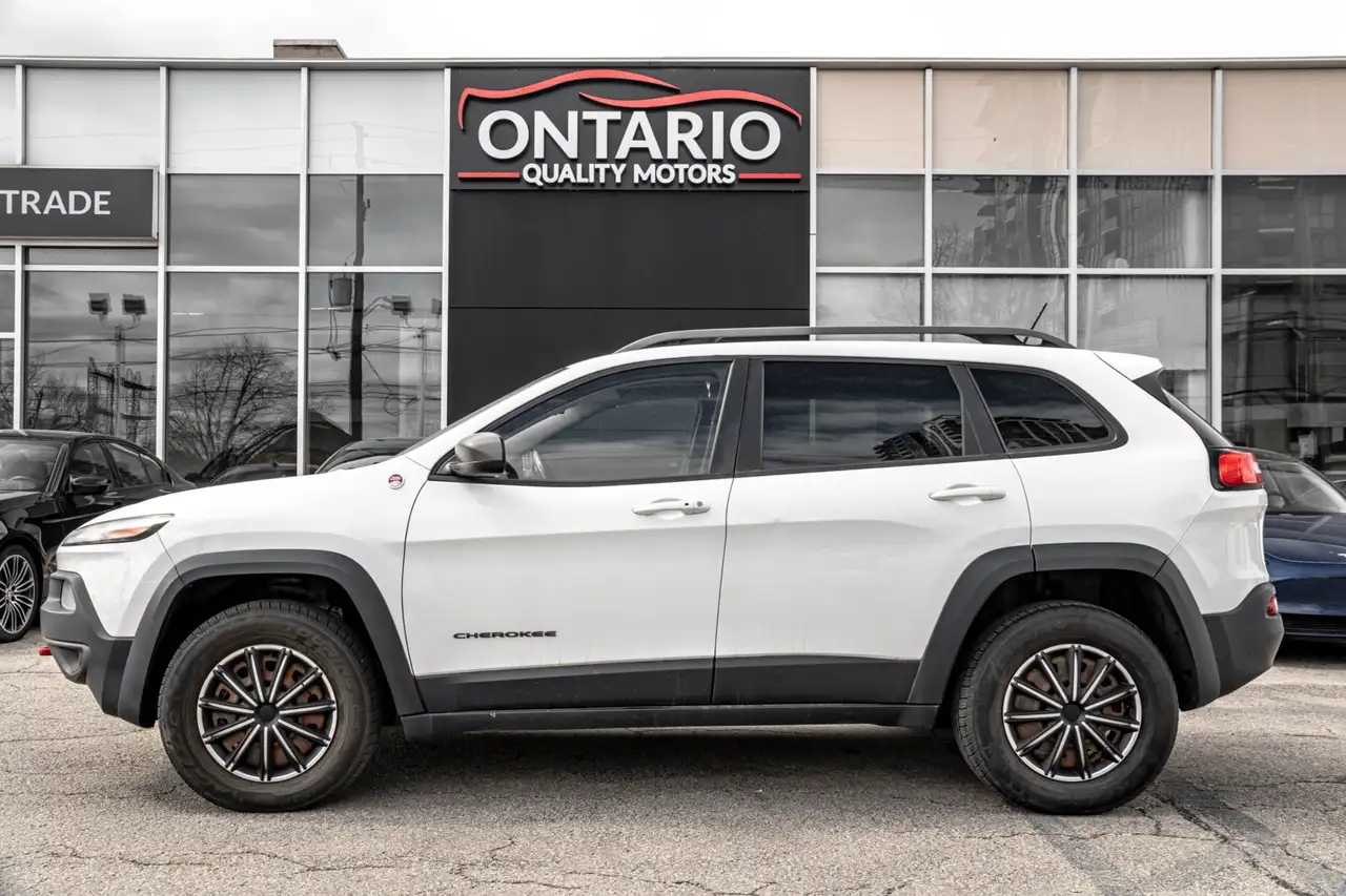 Jeep Cherokee снимка Jeep Cherokee