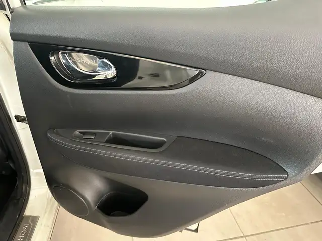 Nissan Qashqai view 14