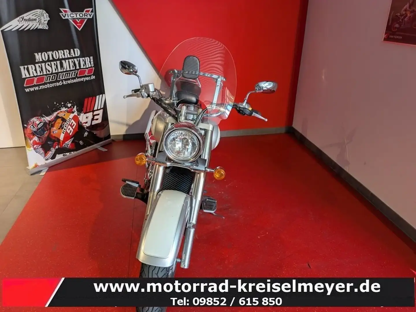 Suzuki VL 800 Top gepflegter Zustand mit Zubehör! / A2 Drossel! Silber - 2