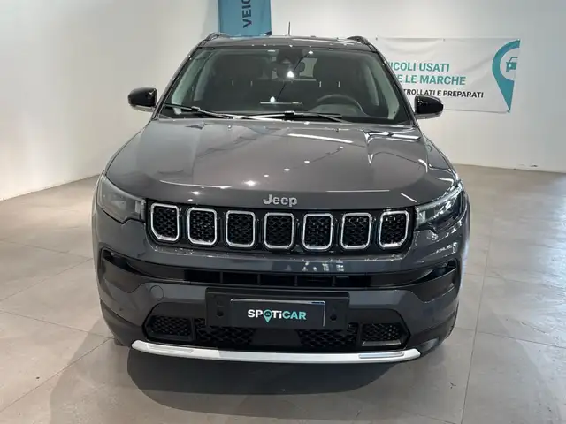 Jeep Compass view 2